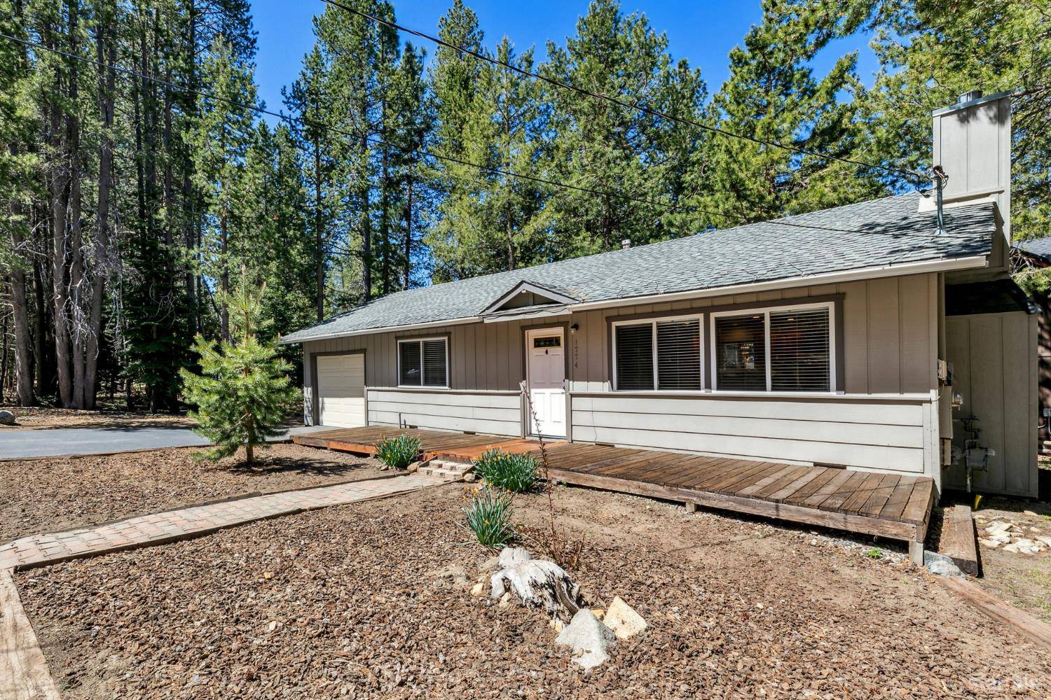 South Lake Tahoe, CA 96150,1774 Ababco Street