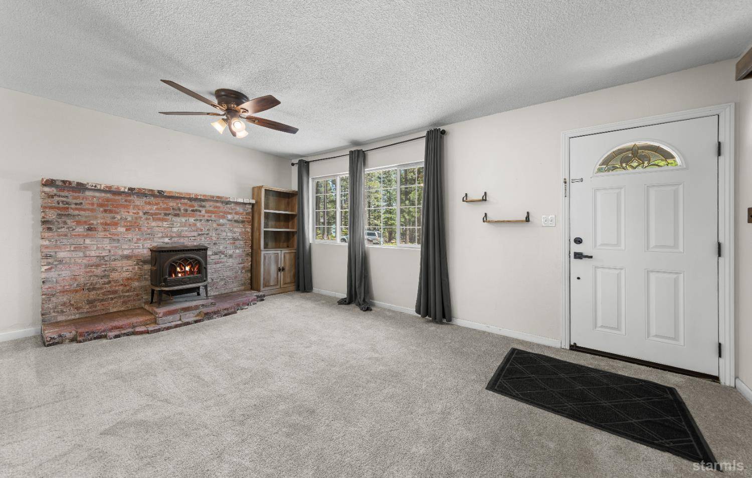 South Lake Tahoe, CA 96150,1828 Toppewetah Street