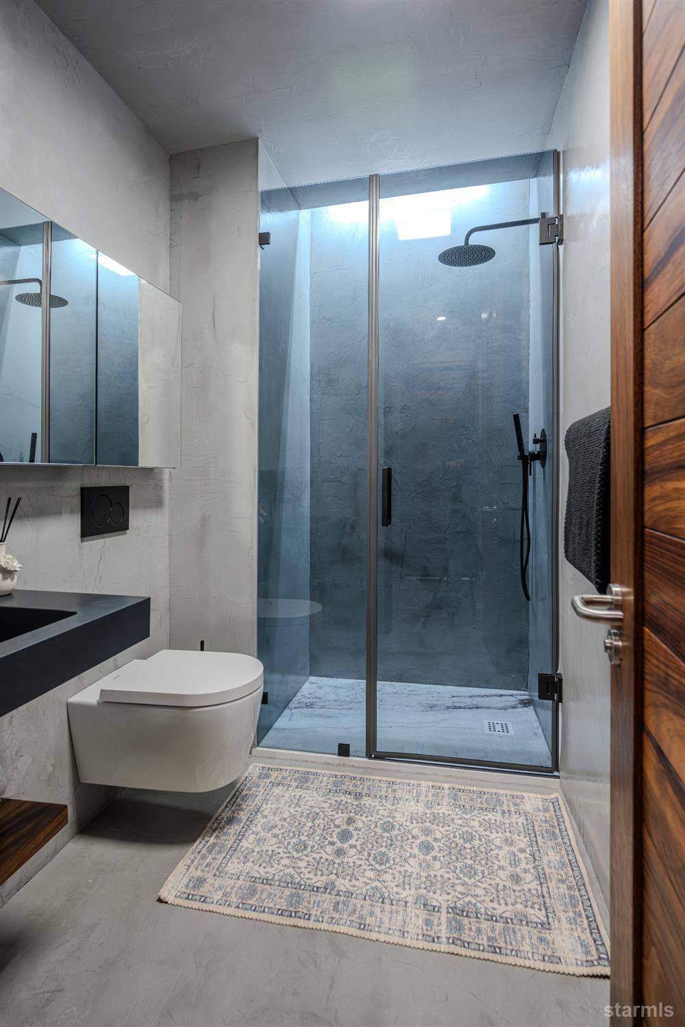 South Lake Tahoe, CA 96150,1065 Fern Road