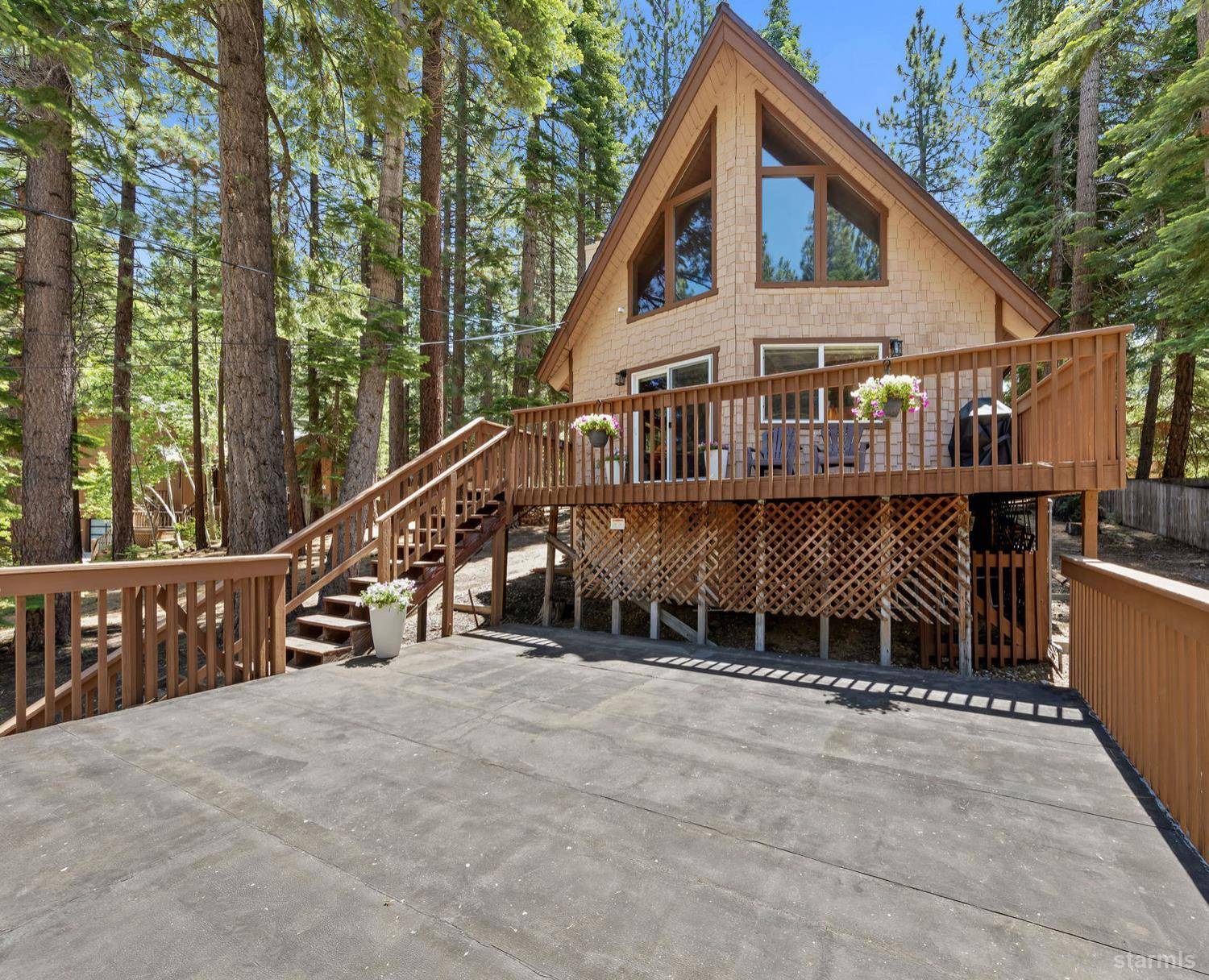 South Lake Tahoe, CA 96150,1750 Thunderbird Court