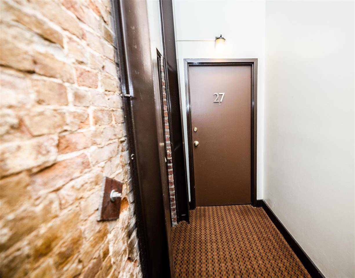 Memphis, TN 38103,66 S FRONT ST #27