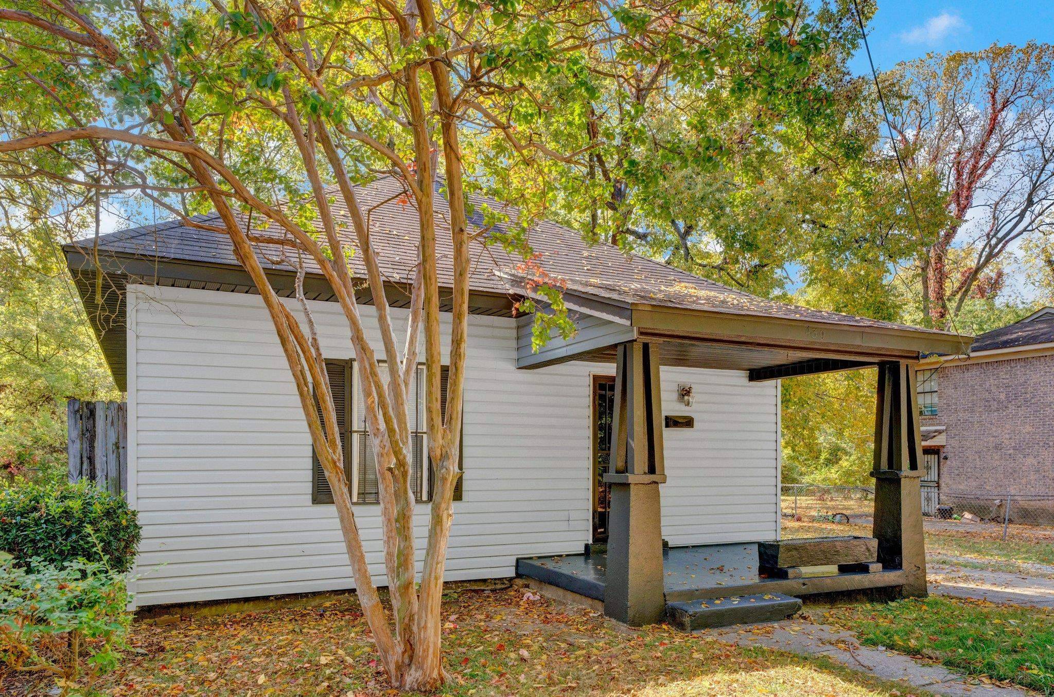 Memphis, TN 38106,439 SIMPSON AVE