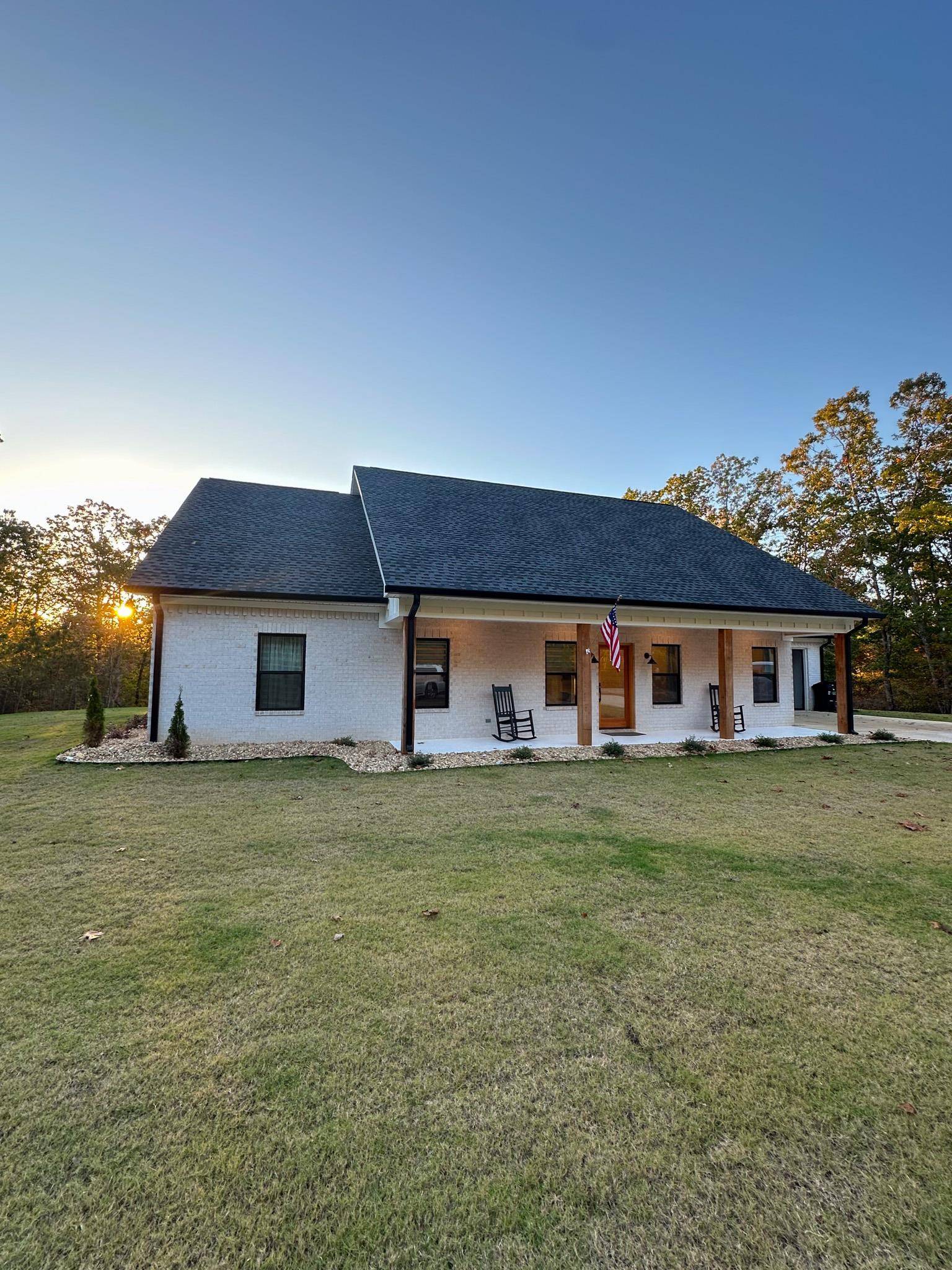 Iuka, MS 38852,63 RIVER TRACE DR