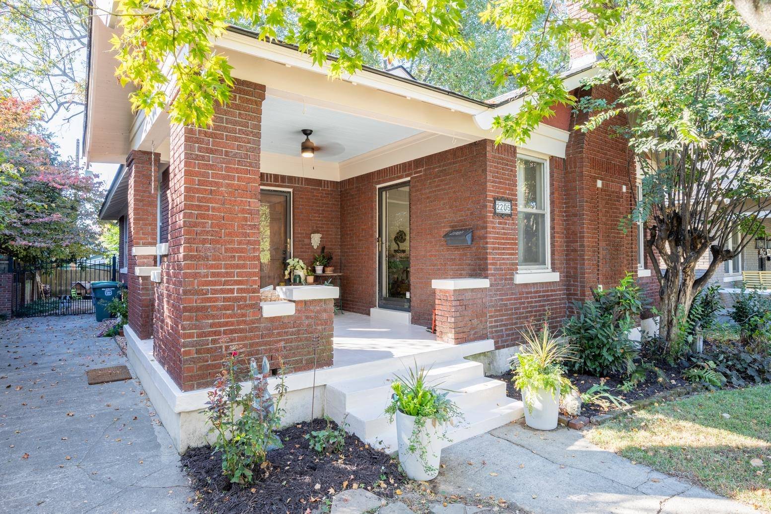 Memphis, TN 38104,2205 EVELYN AVE