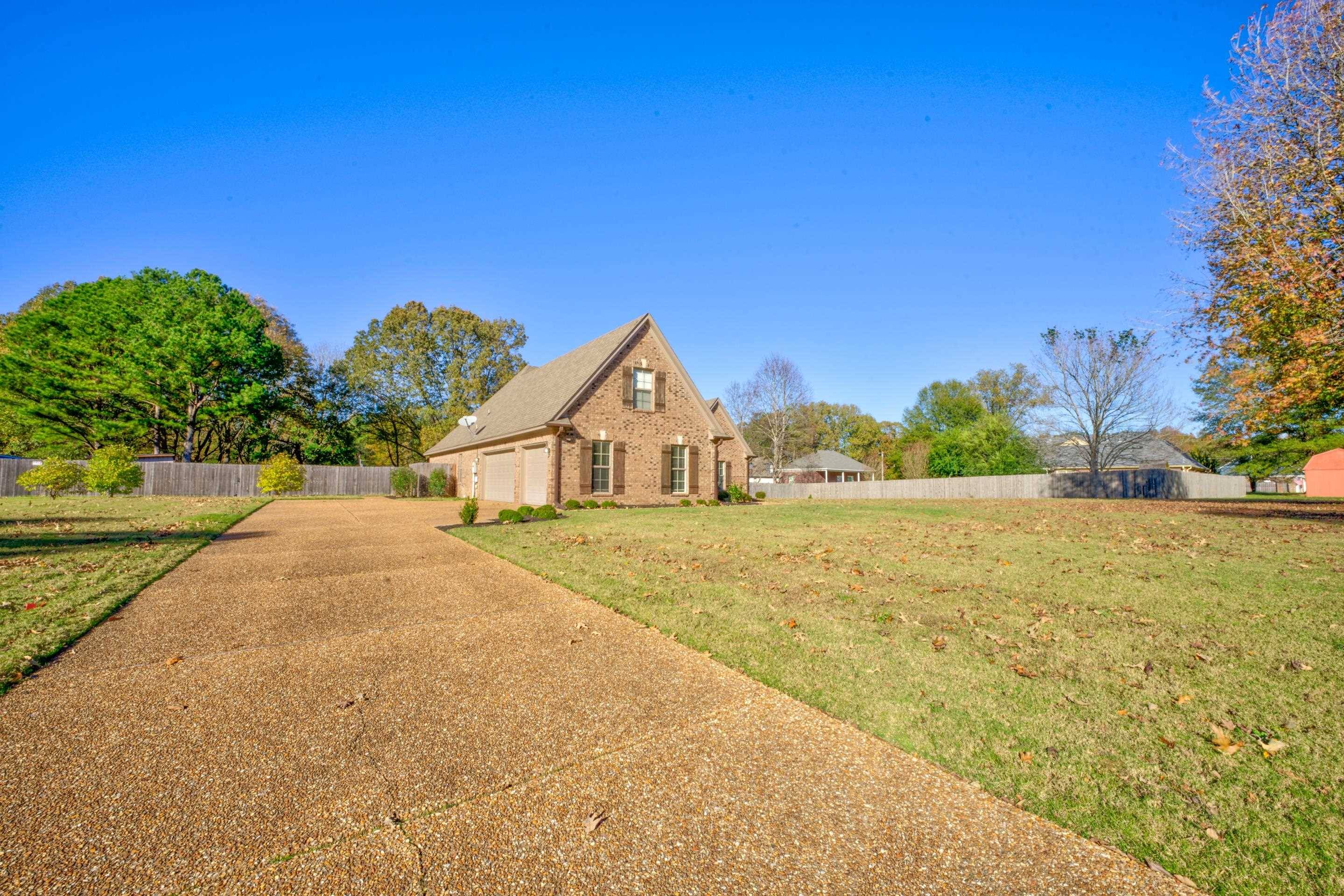 Unicorp/eads, TN 38002,70 OAK HOLLOW CV