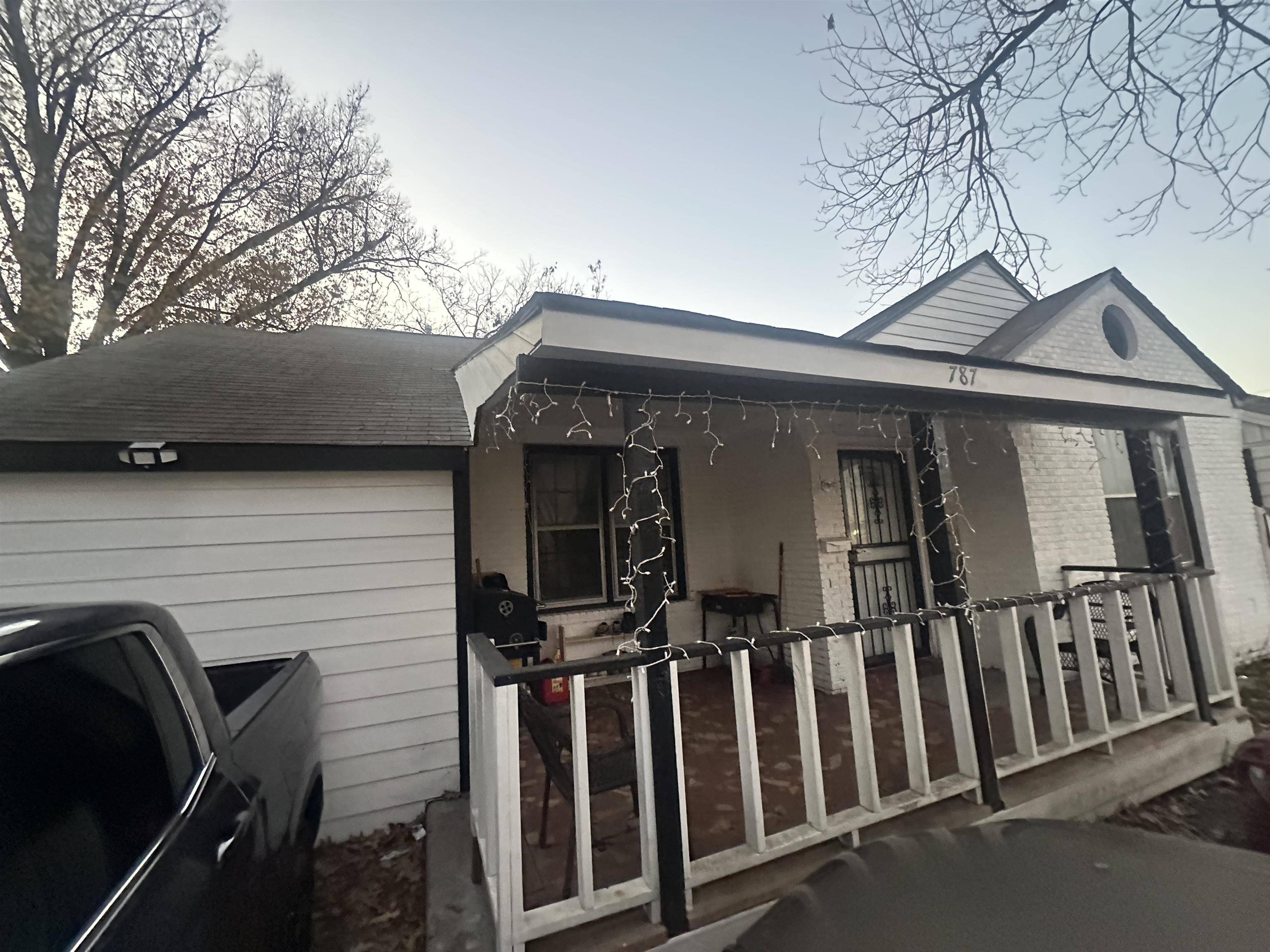 Memphis, TN 38112,787 N HOLLYWOOD ST