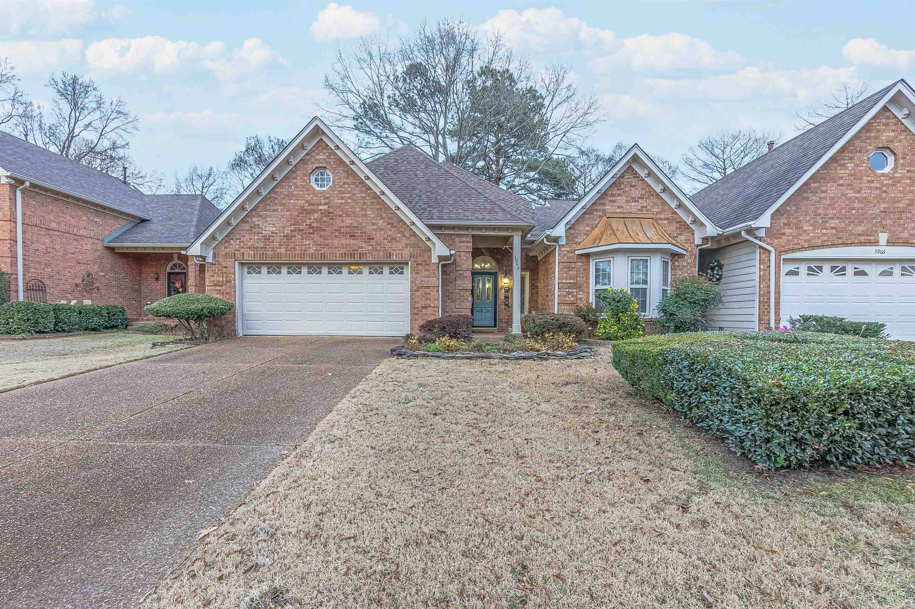 Memphis, TN 38125,3964 SAWGRASS DR