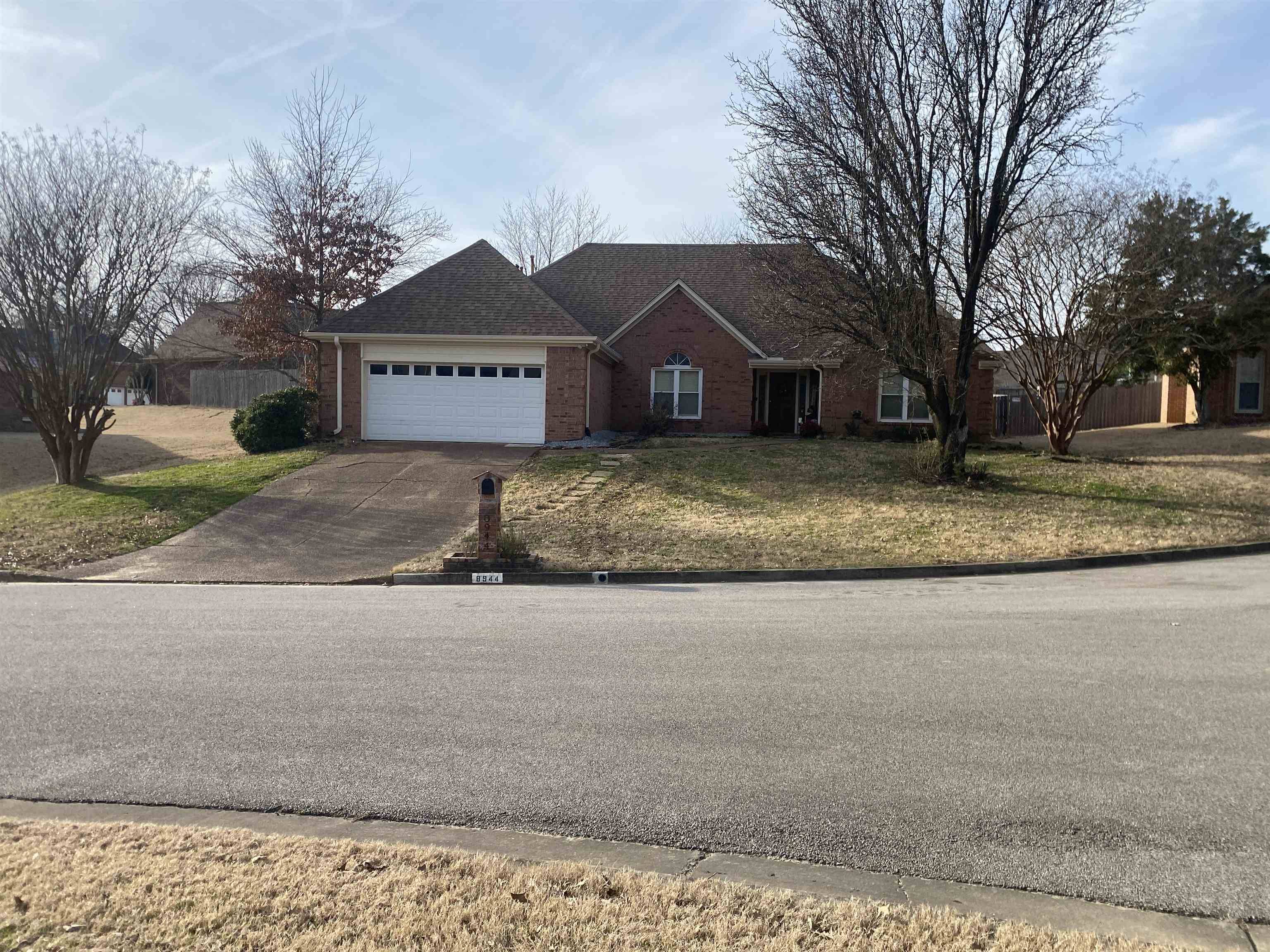 Memphis, TN 38016,8944 MEADOW PINES CV