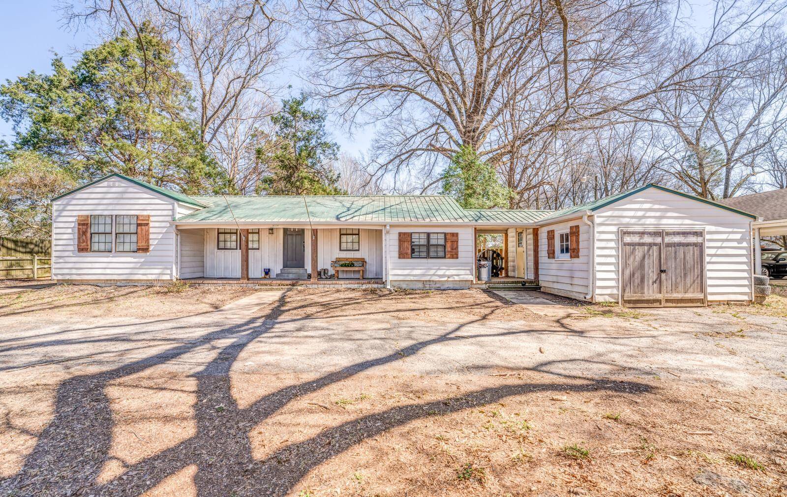 Somerville, TN 38068,804 S SOMERVILLE ST