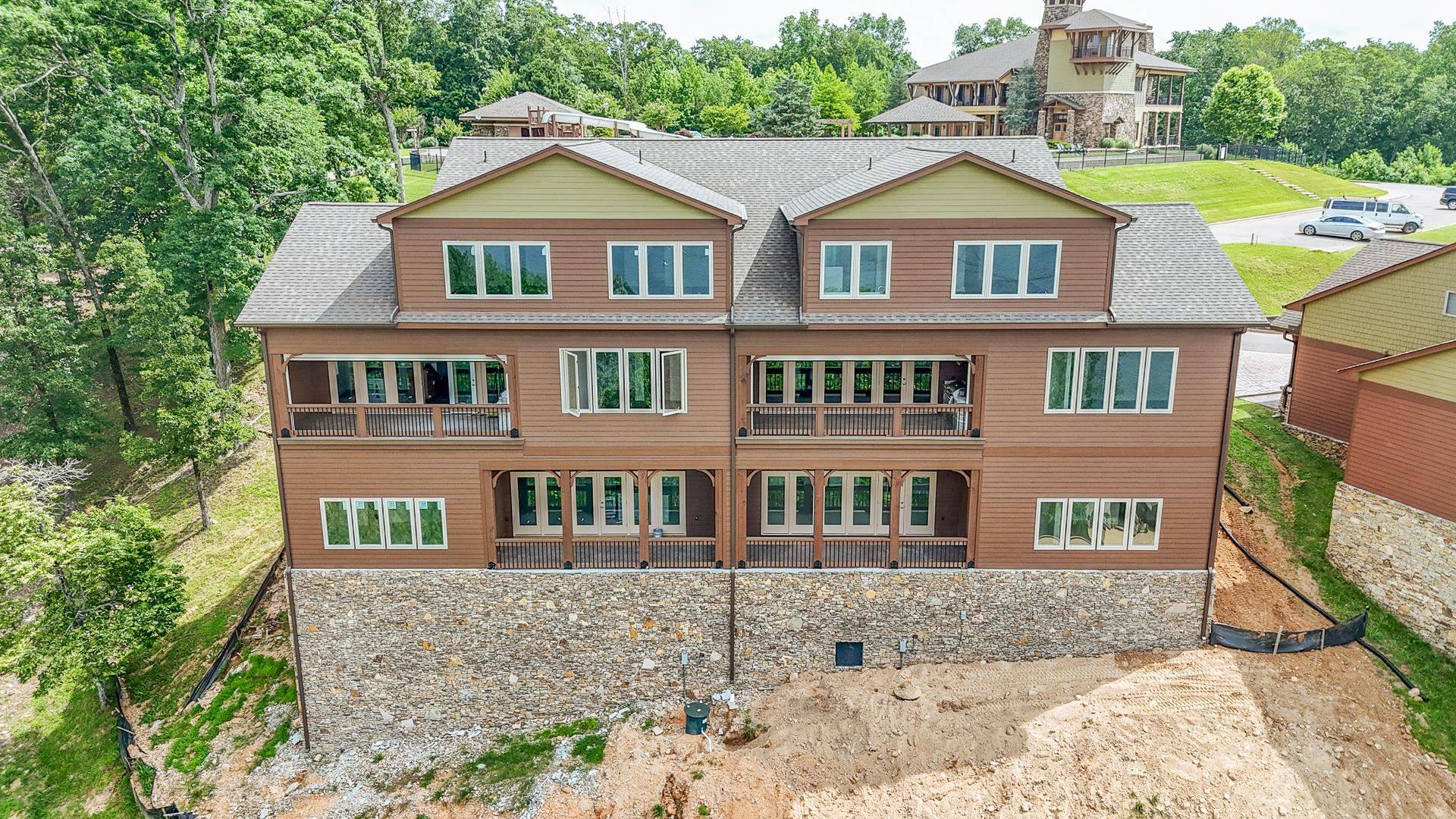 Savannah, TN 38372,95A OASIS LN