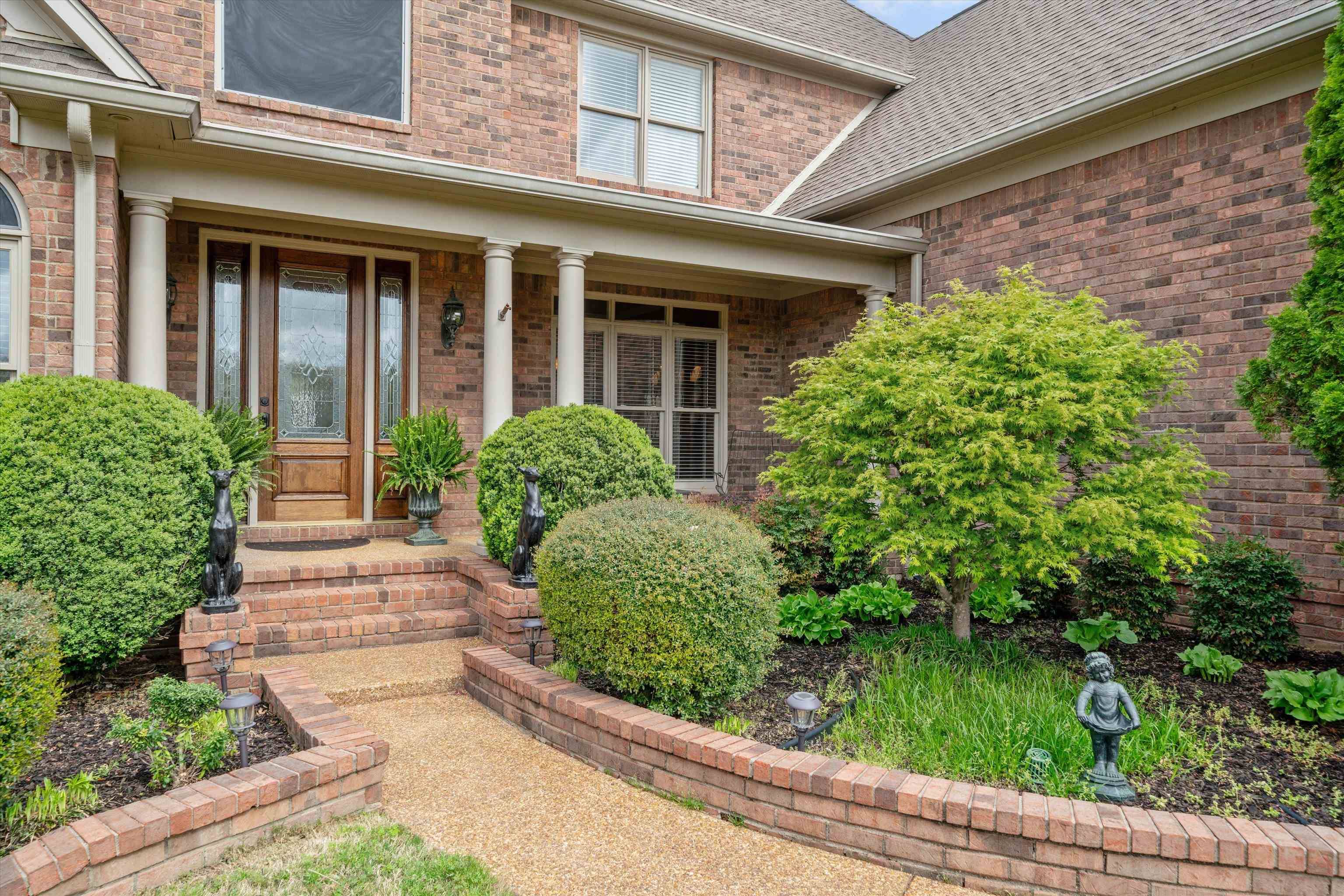 Eads, TN 38028,385 WOODSEDGE DR