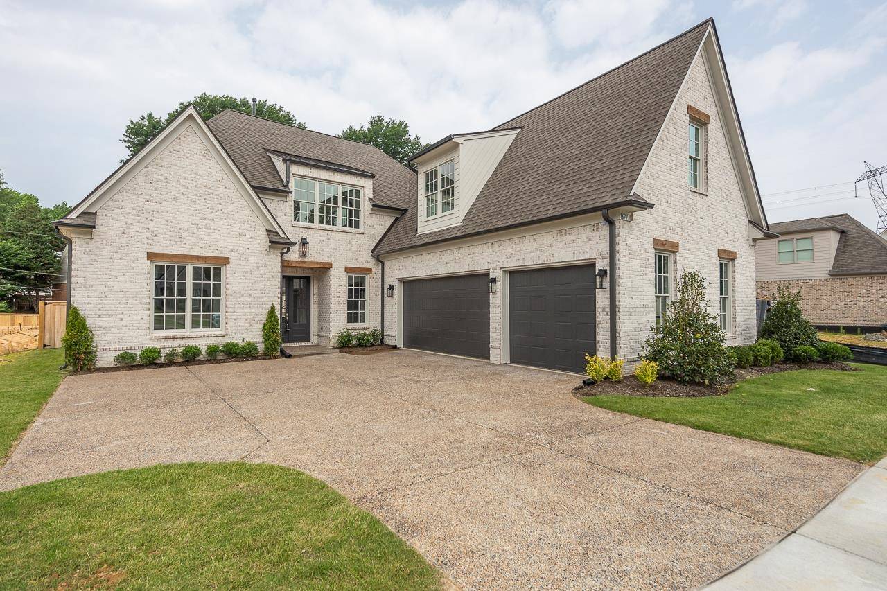 Germantown, TN 38138,1677 NESHOBA OAK LN