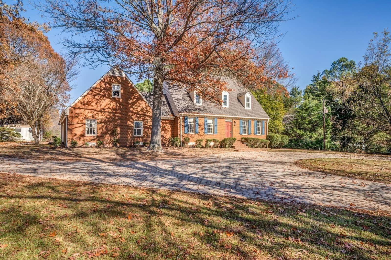 Somerville, TN 38068,9335 HWY 64 HWY