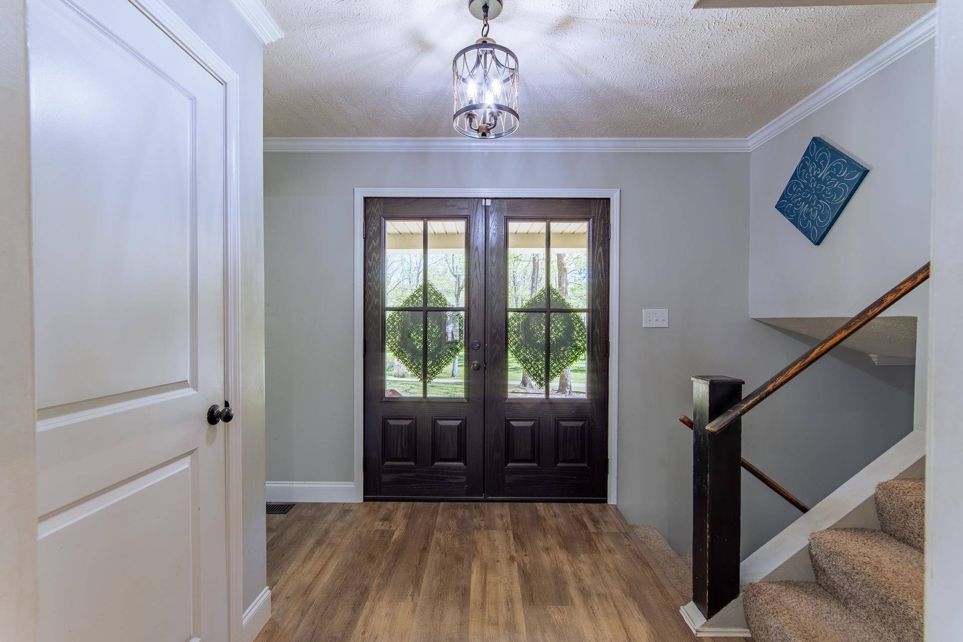 Selmer, TN 38375,180 HORNER DR