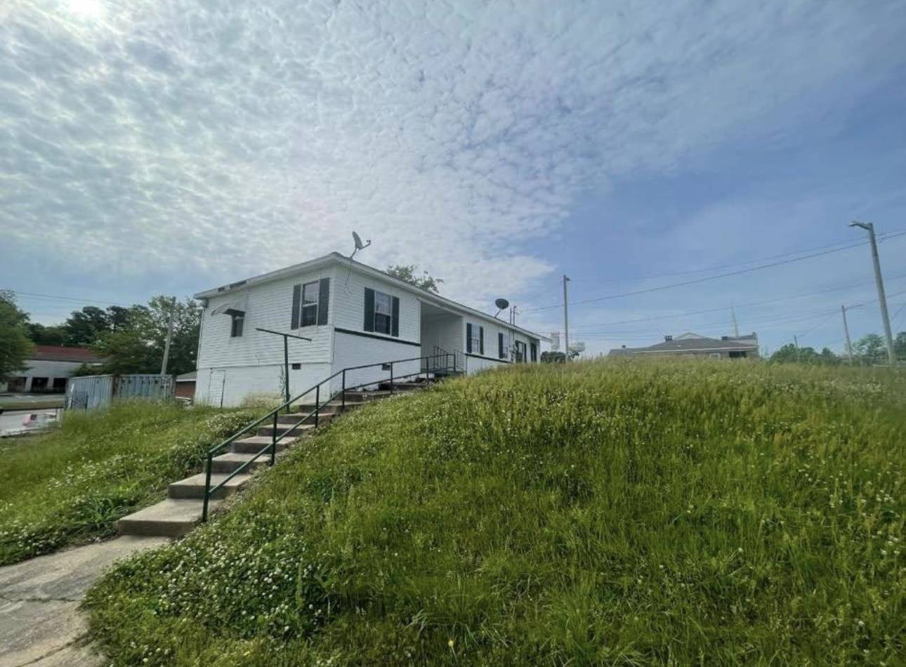 Ripley, TN 38063-1474,183 N MAIN ST