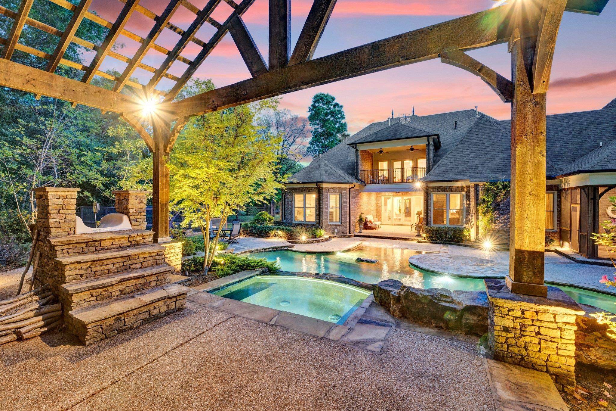 Piperton, TN 38017,125 GREENBRIER LAKES CV