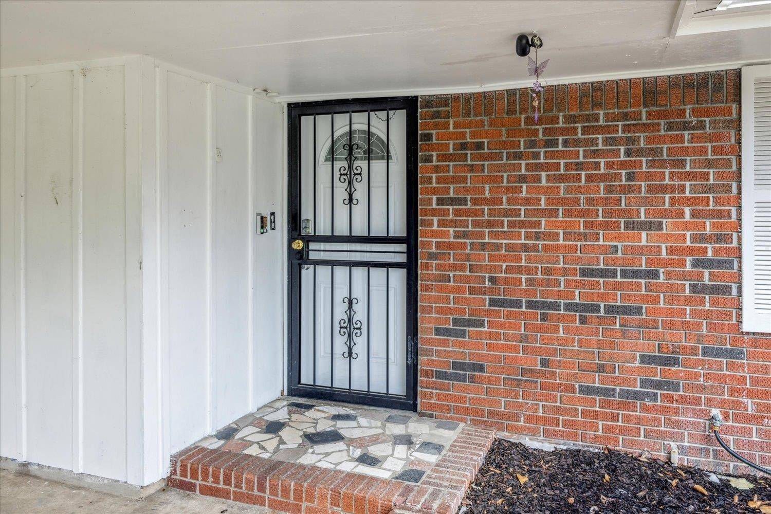 Memphis, TN 38116,3831 HERMITAGE DR