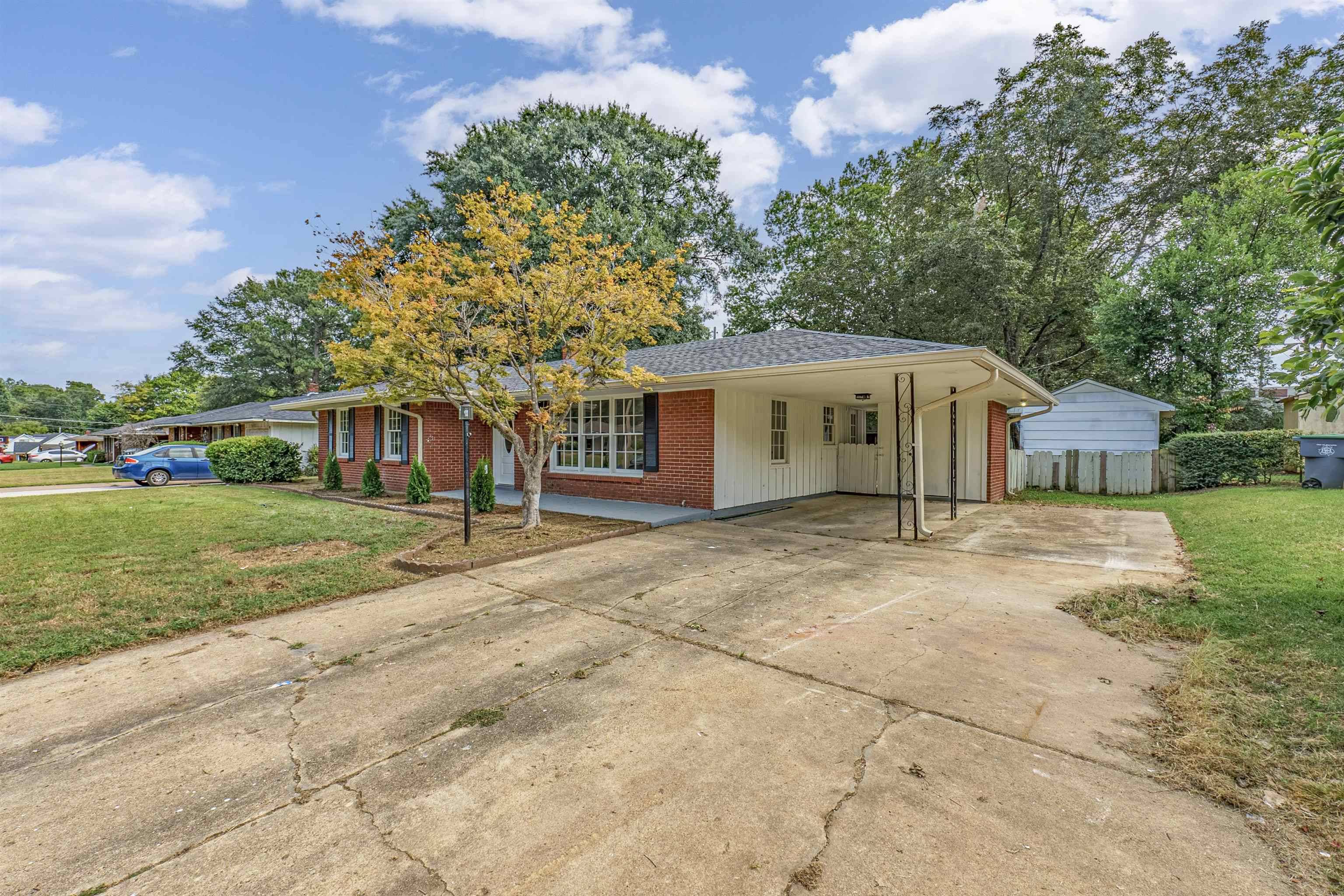 Memphis, TN 38116,1495 BONNIE DR