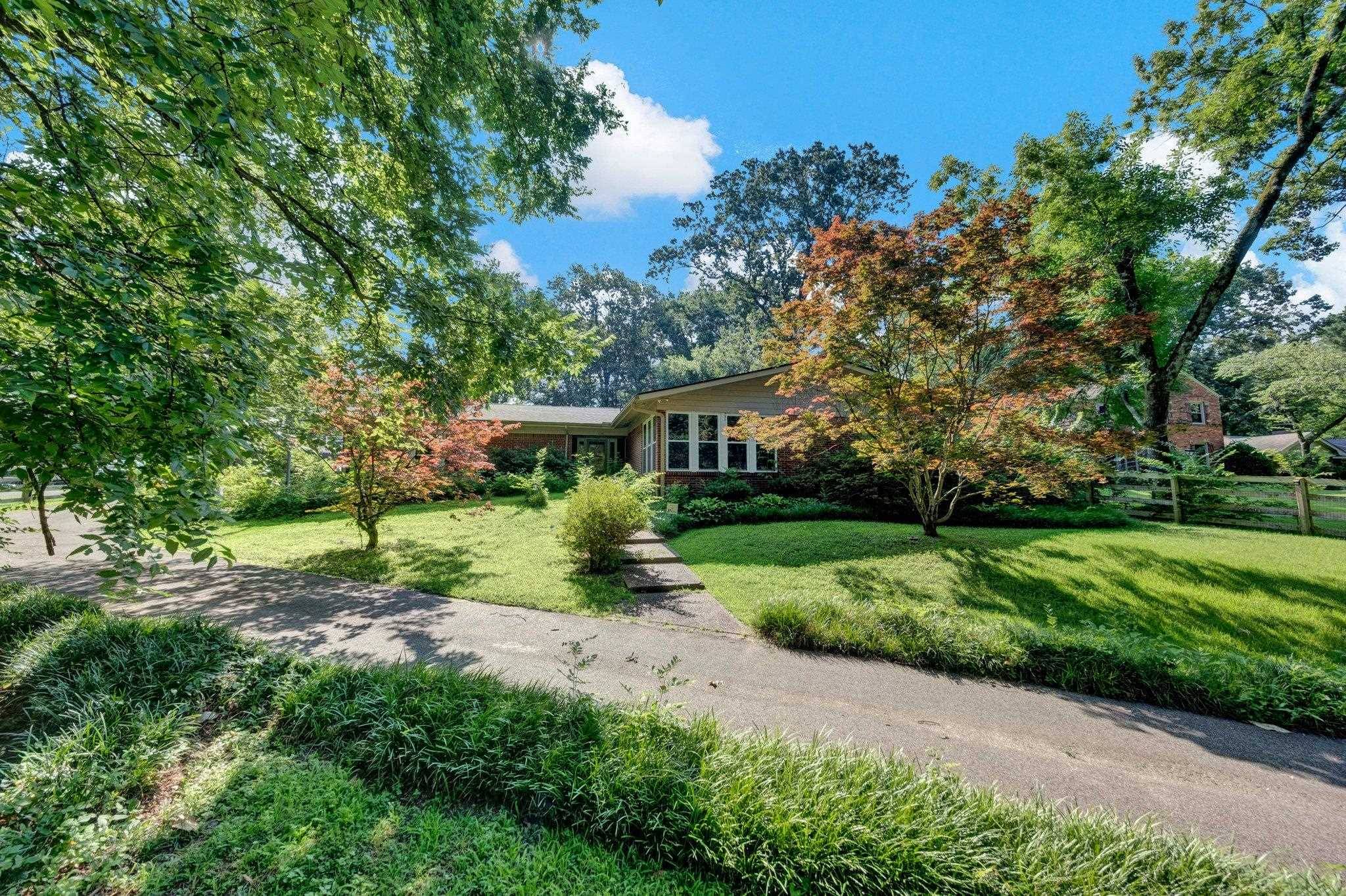 Memphis, TN 38119,1238 E CRESTWOOD DR E