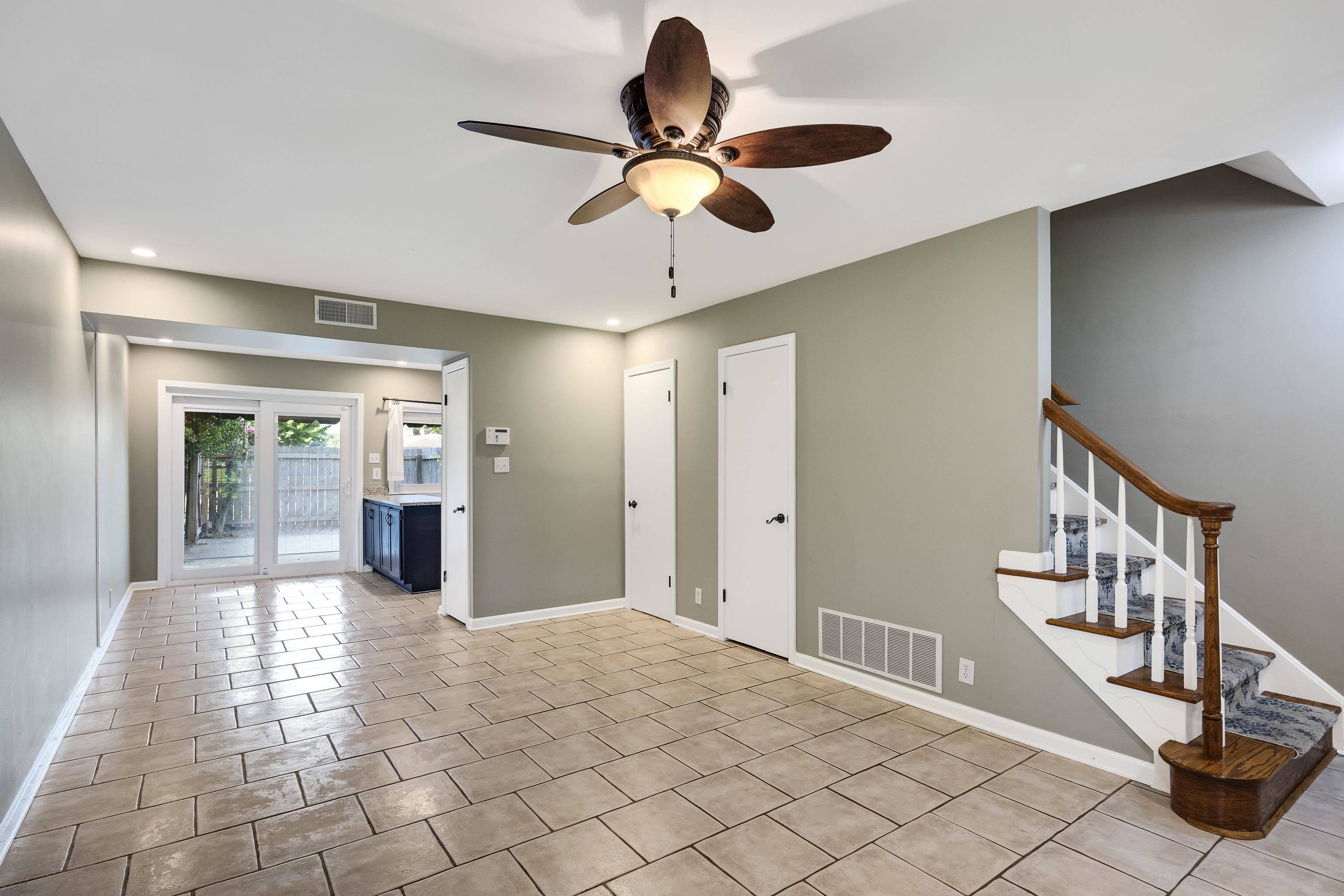 Memphis, TN 38119,5861 PARK AVE #5861