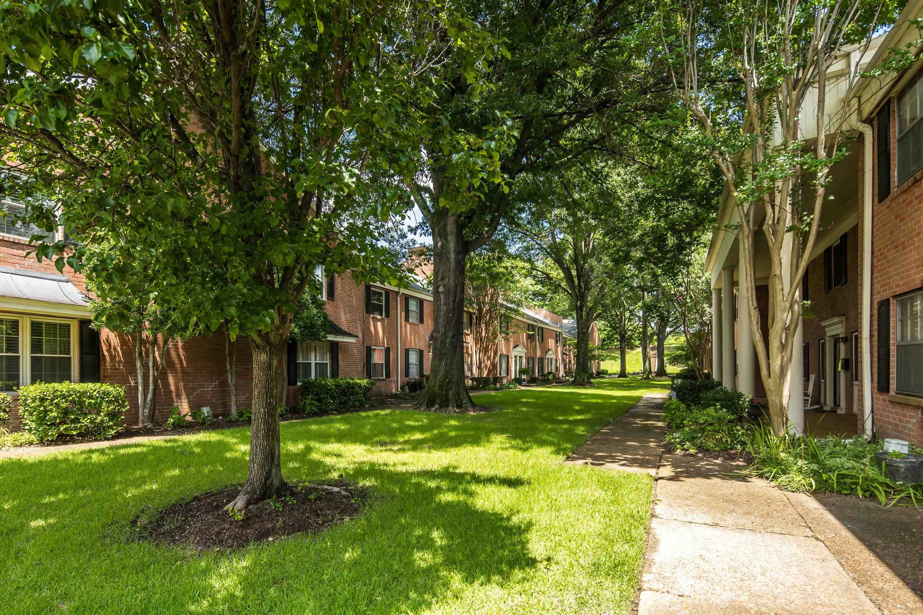 Memphis, TN 38119,5720 QUINCE RD #3