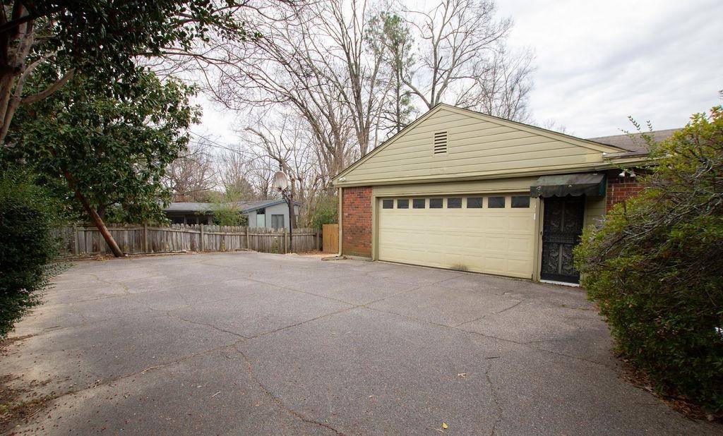Memphis, TN 38120,320 S YATES RD
