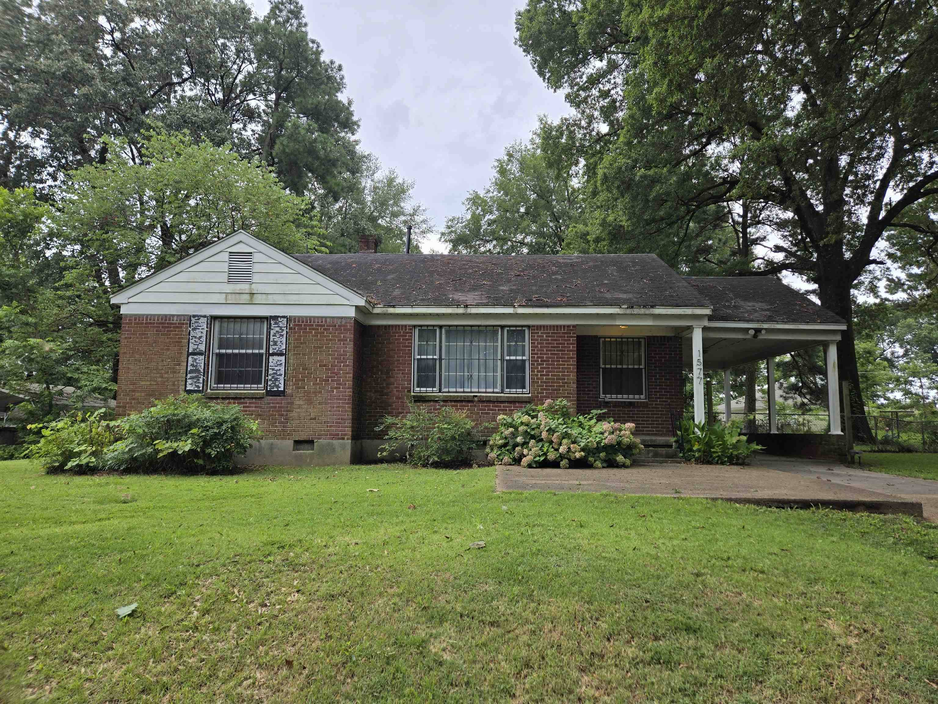 Memphis, TN 38127,1577 ROLLING HILLS DR
