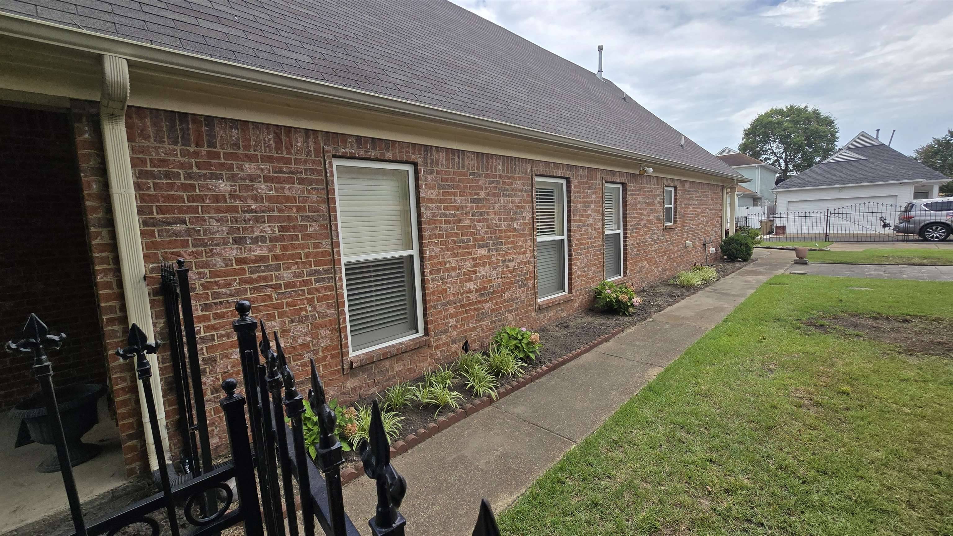 Memphis, TN 38103,1030 E ISLAND PL E