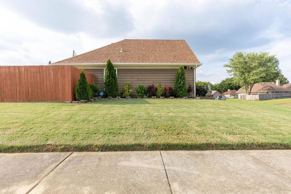 Unicorp/memphis, TN 38141,5265 CRYSTAL OAK DR