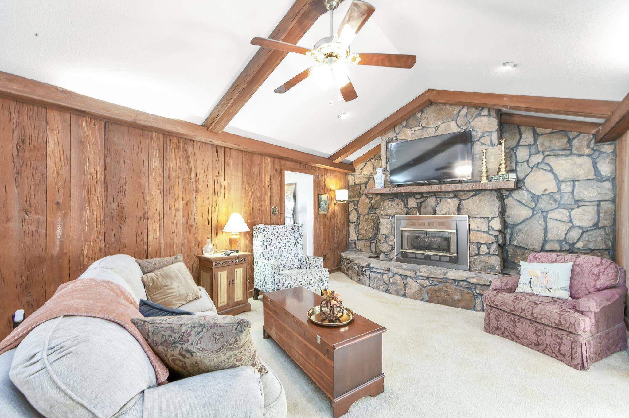 Henderson, TN 38340,205 PINECREST DR