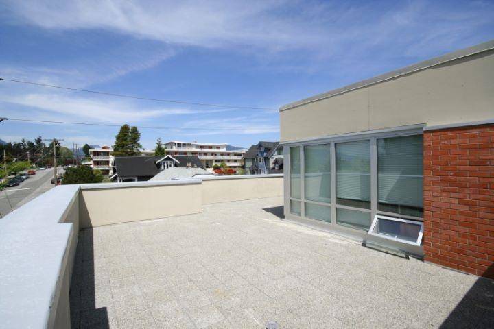 Burnaby, BC V5C 6V2,3811 HASTINGS ST #501