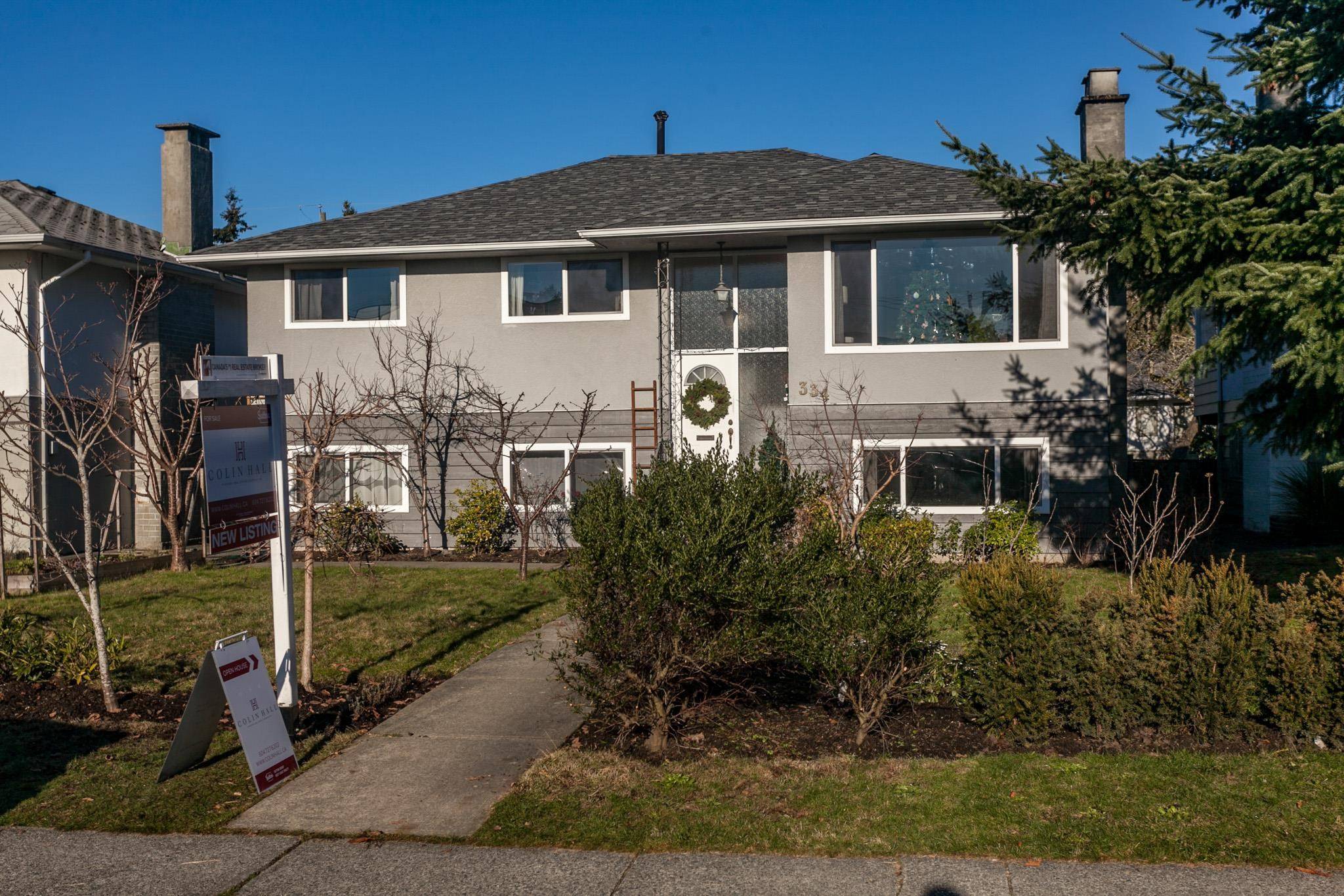 North Vancouver, BC V7L 2X9,334 E 18 ST