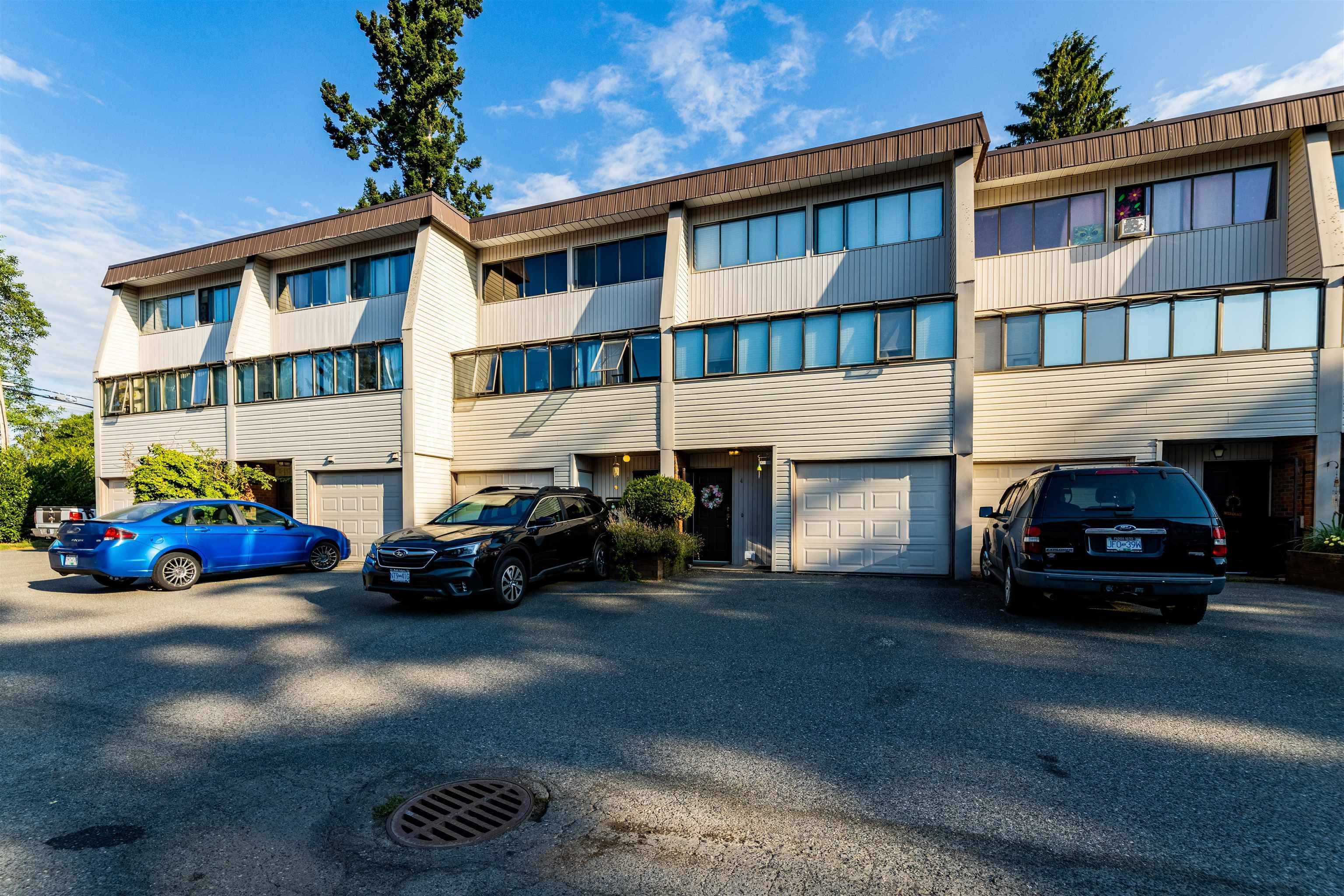 Chilliwack, BC V2P 5N1,9446 HAZEL ST #4