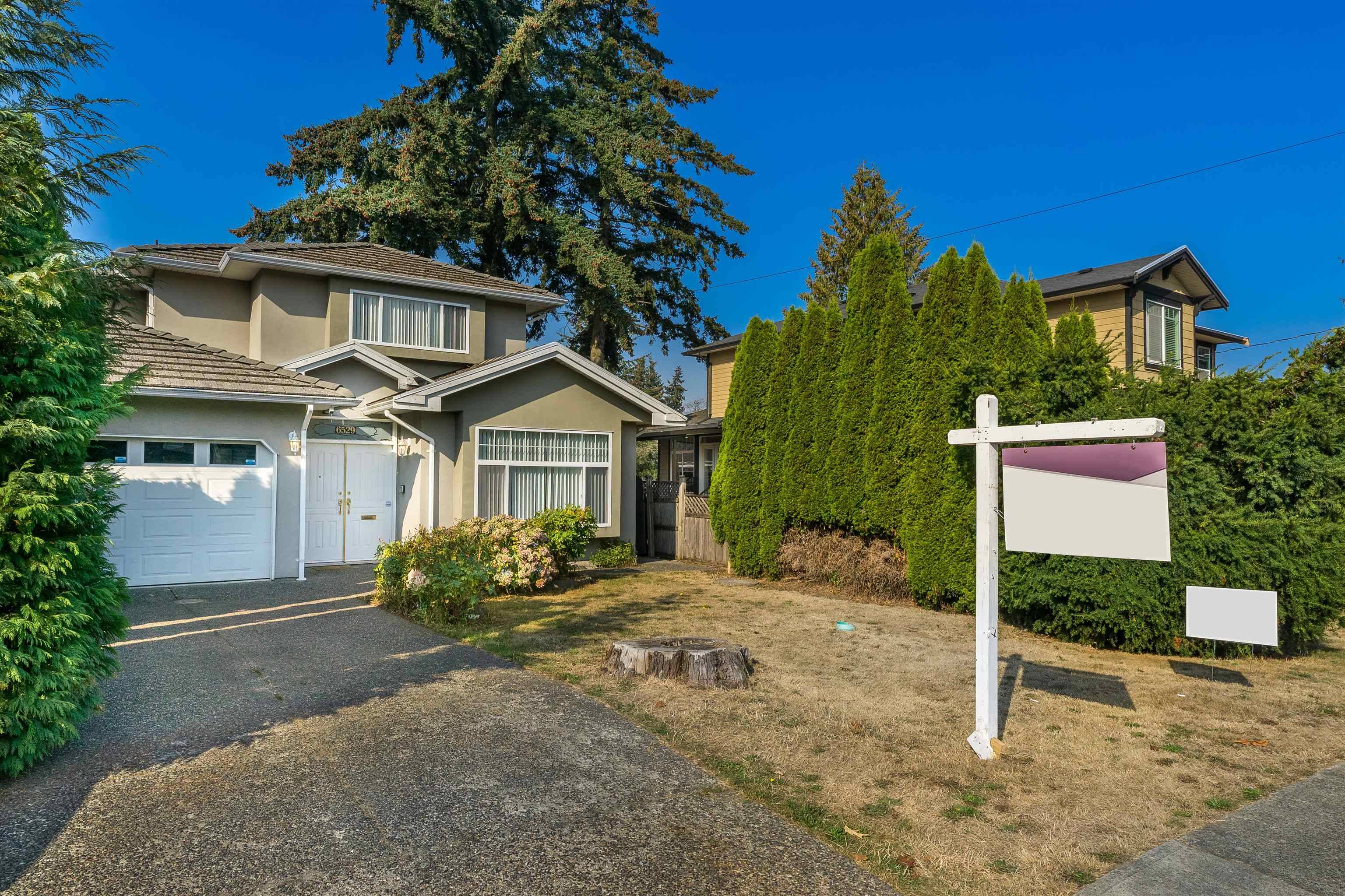 Burnaby, BC V5E 2N7,6529 COLBORNE AVE