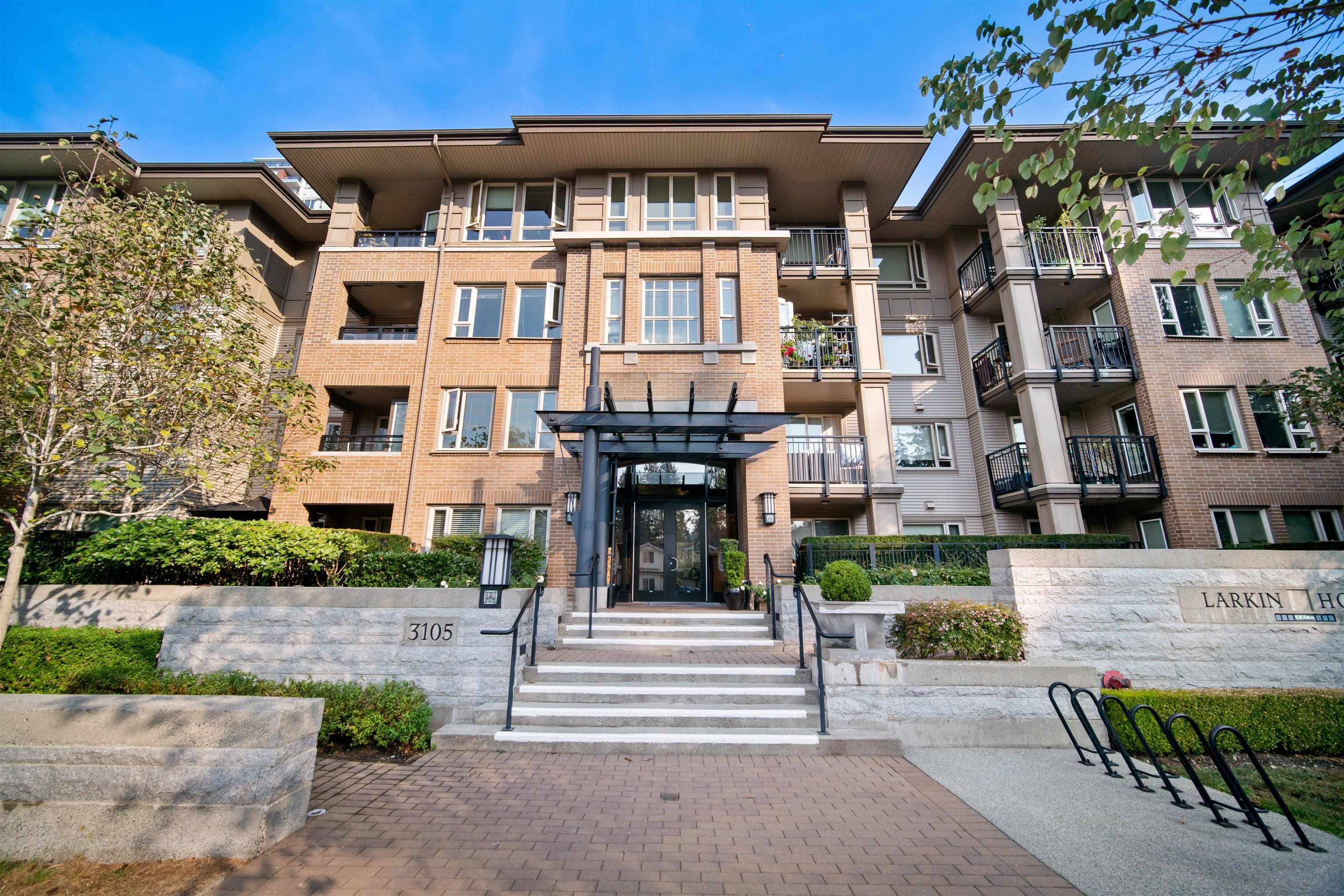 Coquitlam, BC V3B 0E1,3105 LINCOLN AVE #209