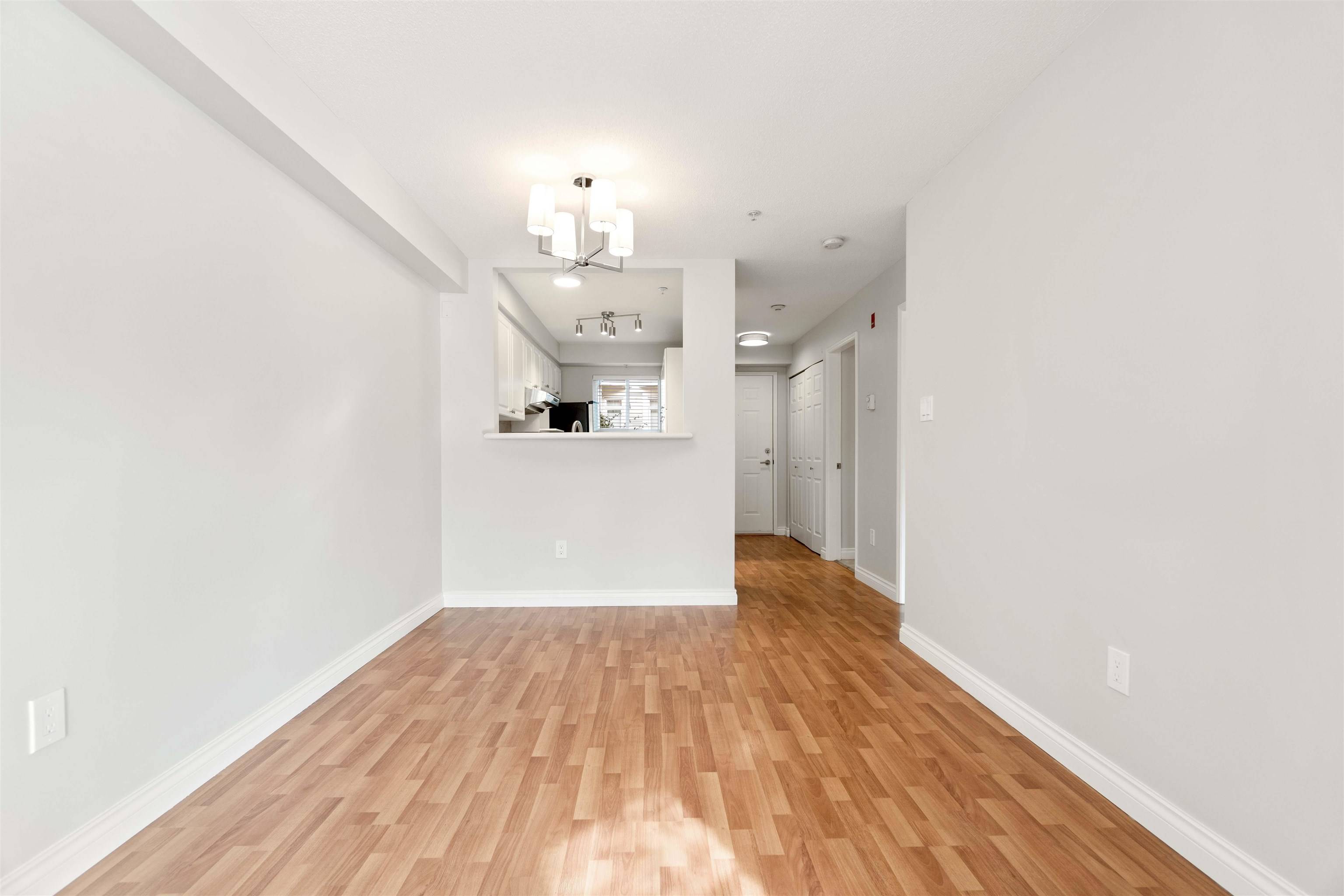 Vancouver, BC V6K 2E9,2565 W BROADWAY #249