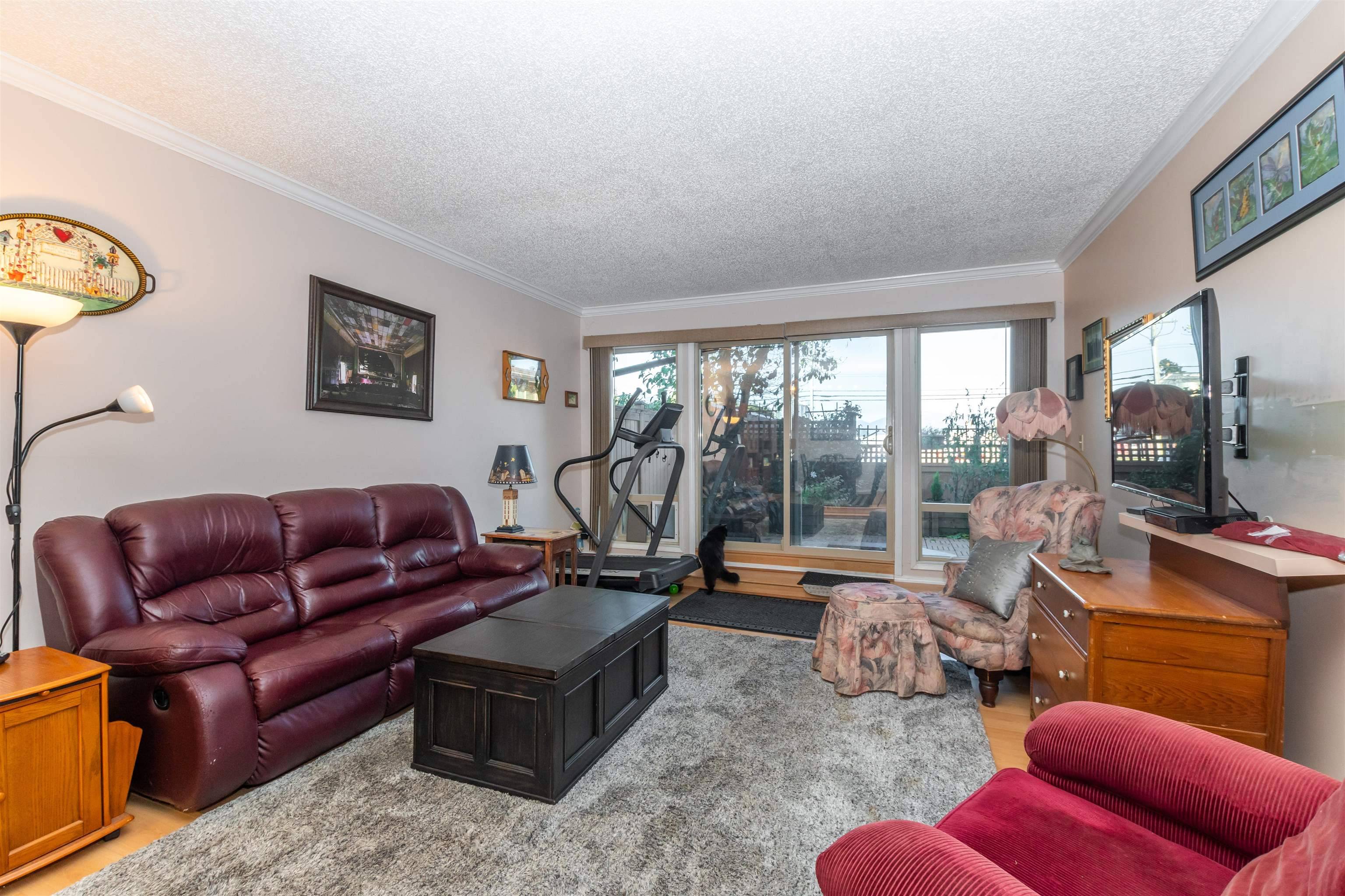 Chilliwack, BC V2P 1J8,46210 CHILLIWACK CENTRAL RD #101