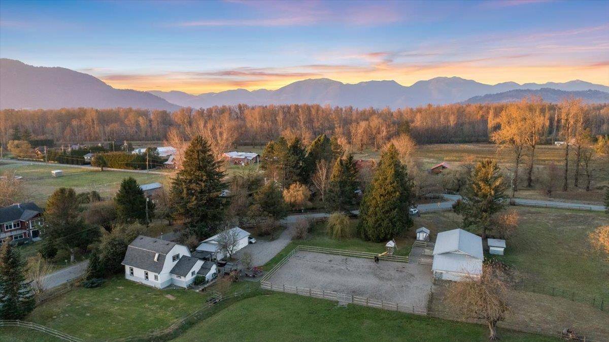 Yarrow, BC V2R 4R7,4750 SIMMONS RD