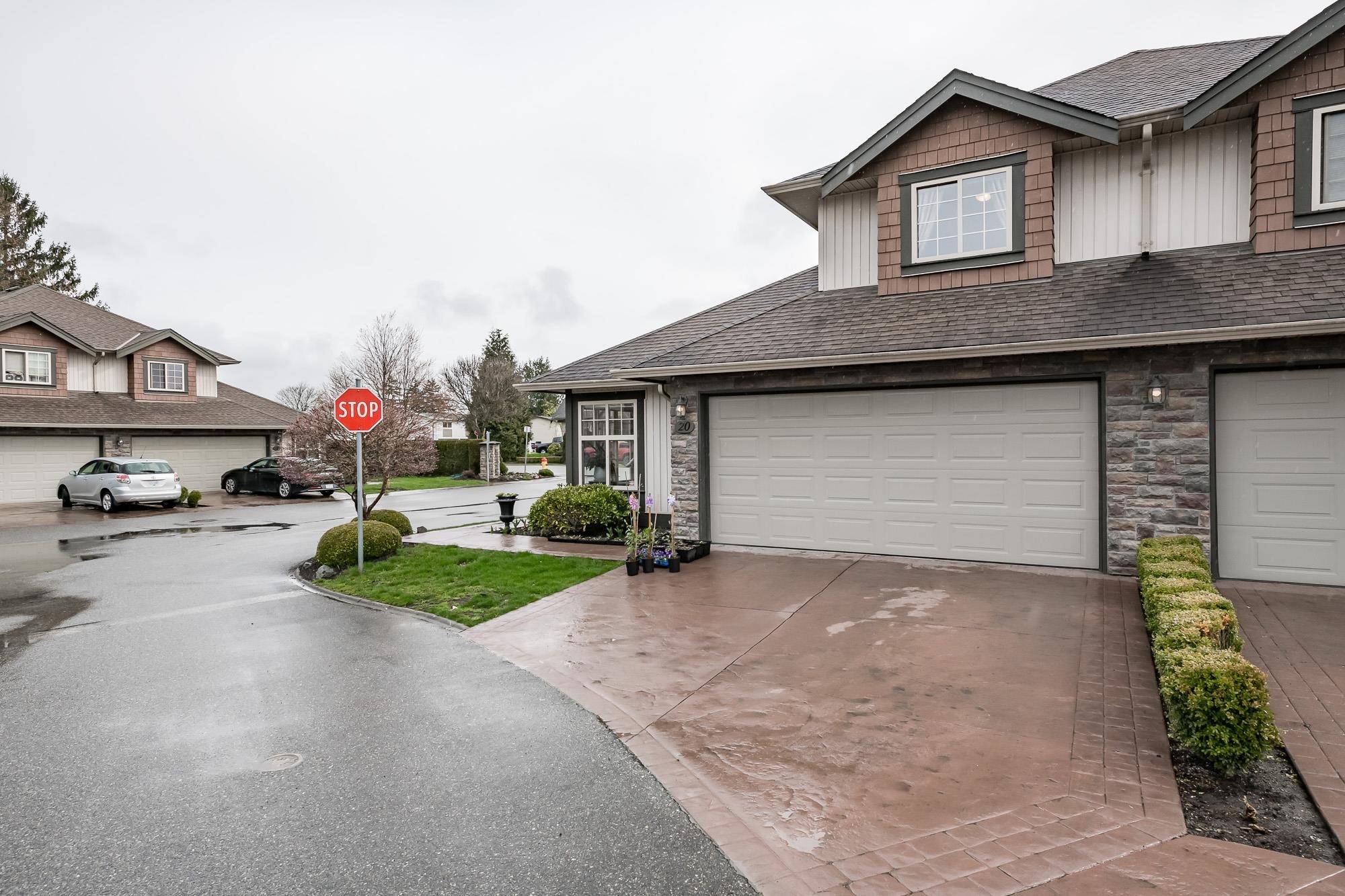 Sardis, BC V2R 5V5,6887 SHEFFIELD WAY #20