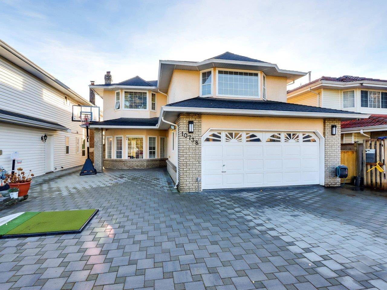 Richmond, BC V6X 1W9,10738 FINLAYSON DR