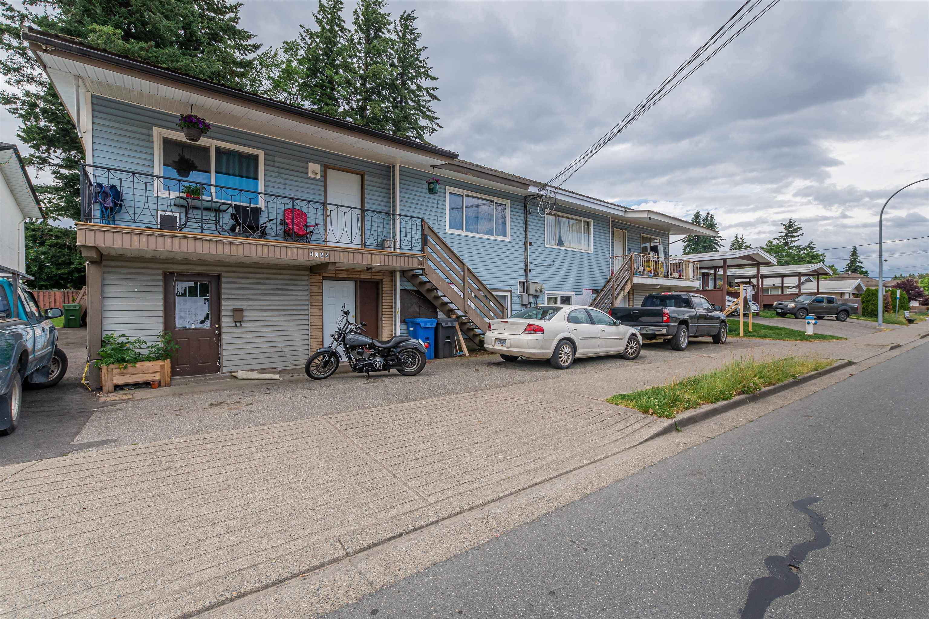 Abbotsford, BC V2S 3C3,2067 WARE ST