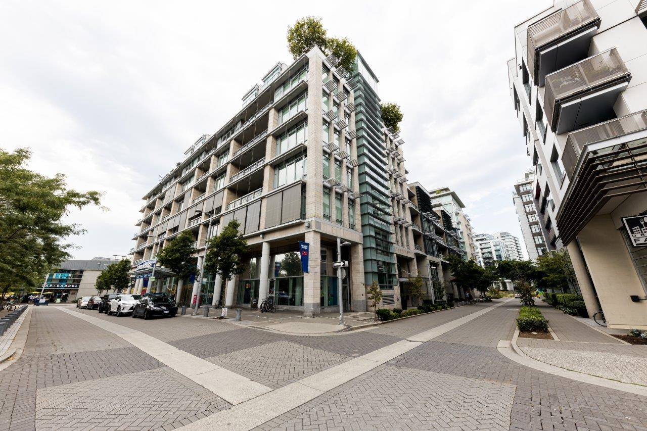 Vancouver, BC V5Y 0C6,77 WALTER HARDWICK AVE #507