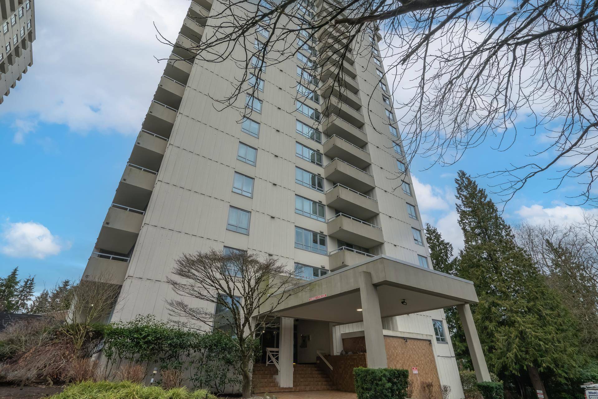 Burnaby, BC V5H 1K2,4160 SARDIS ST #1506