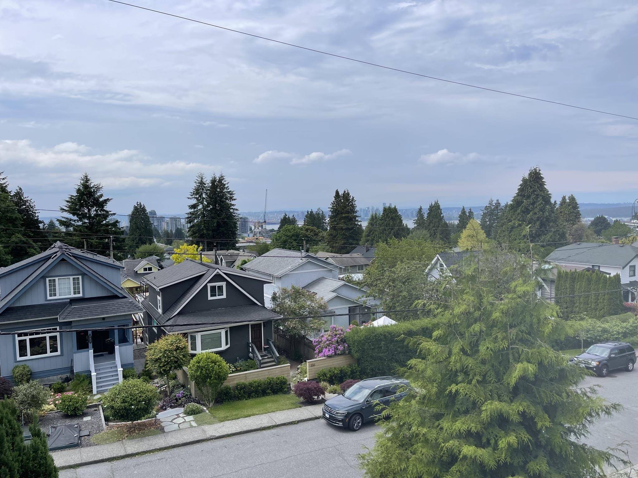 North Vancouver, BC V7N 1C2,238 E 28TH ST