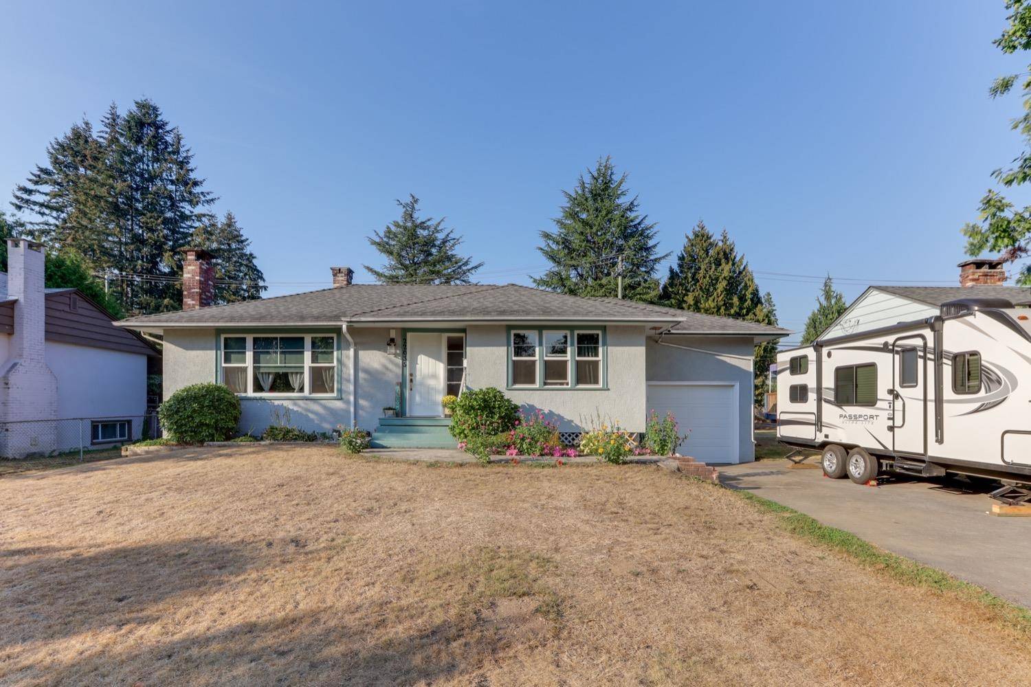 Maple Ridge, BC V2X 2L3,22035 CLIFF AVE