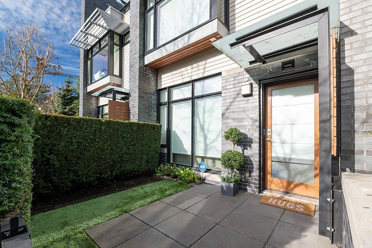 Vancouver, BC V6M 2W2,969 W 46TH AVE