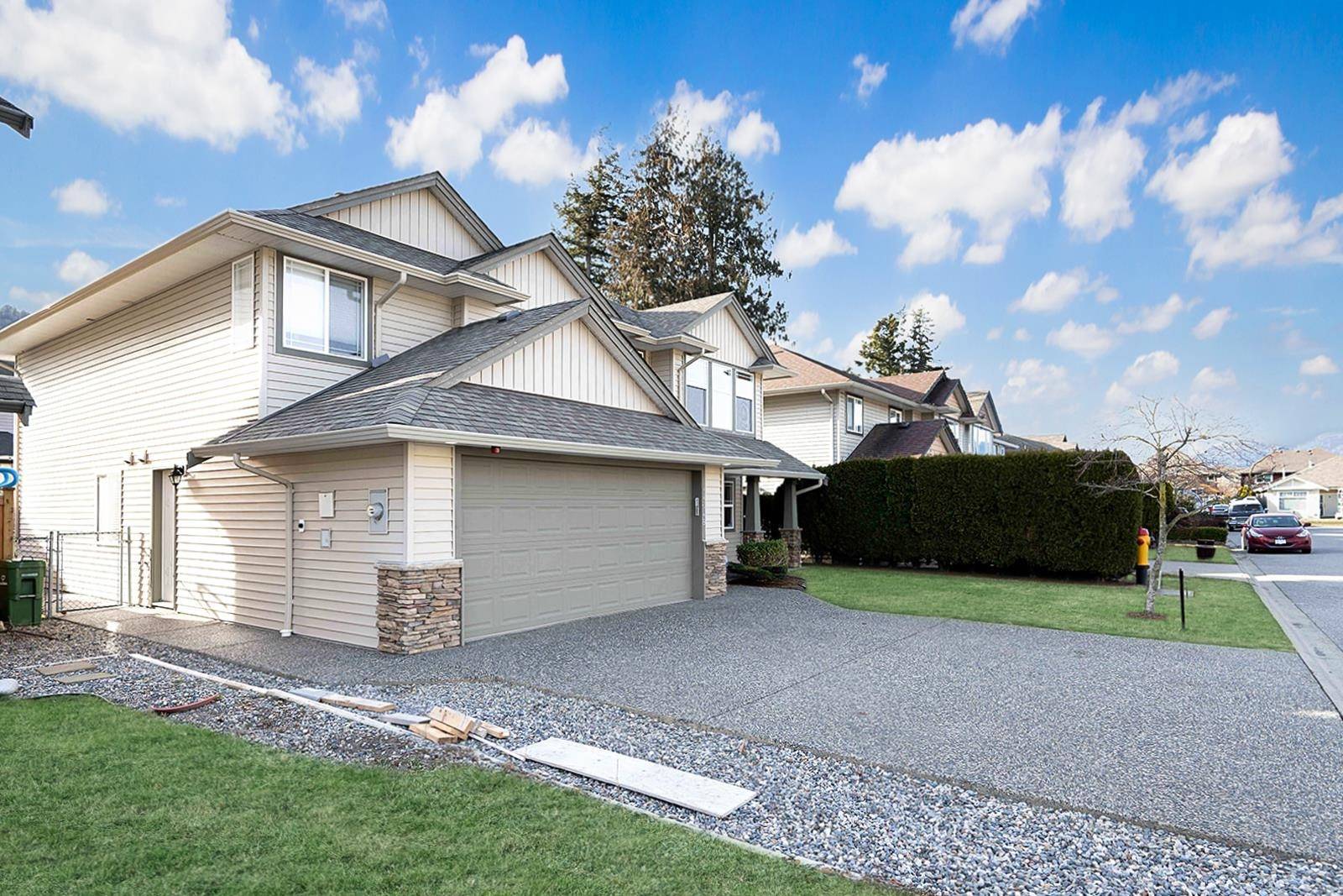 Sardis, BC V2R 5S9,44648 RIVERWOOD CRES