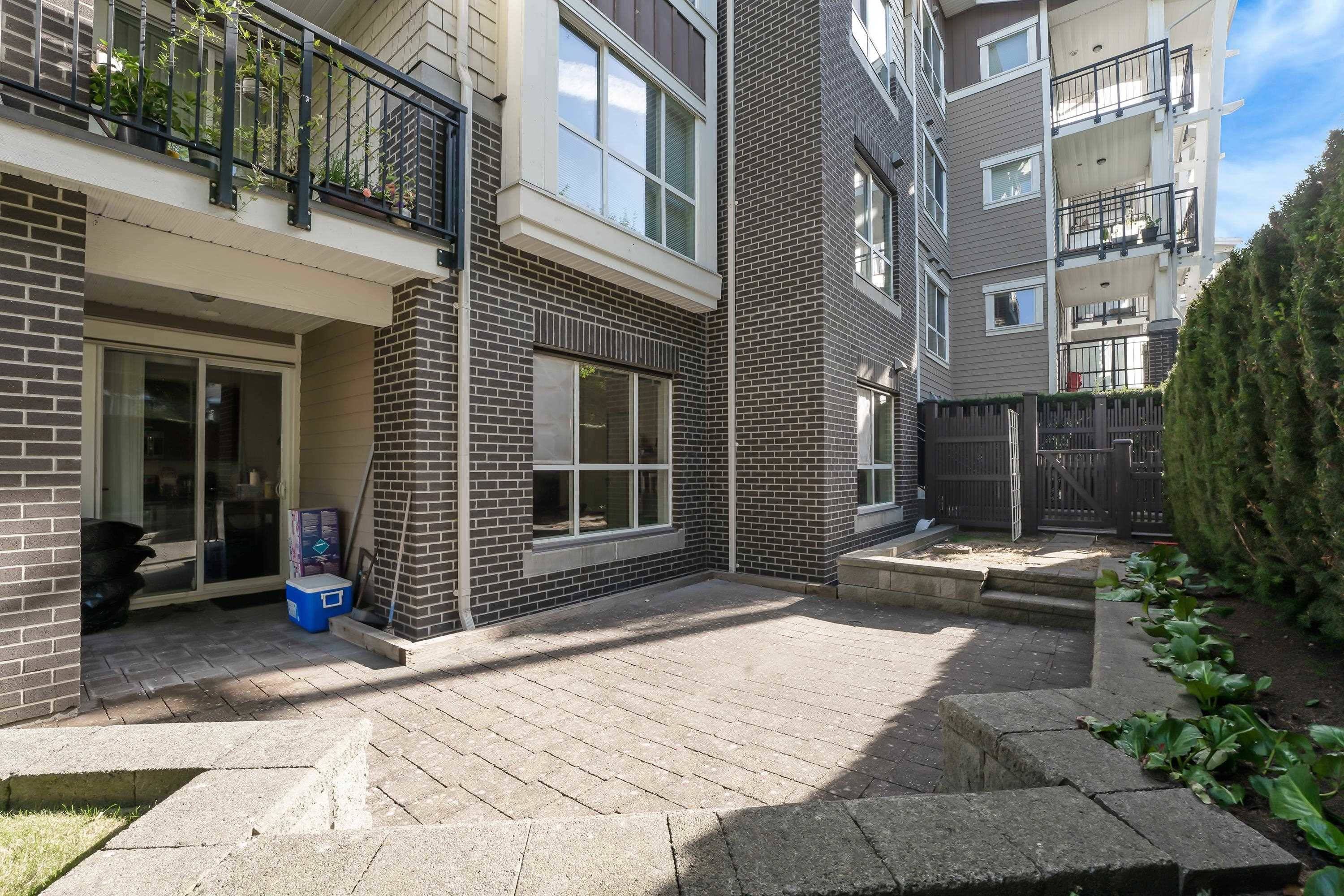 Burnaby, BC V5J 0E4,5788 SIDLEY ST #123