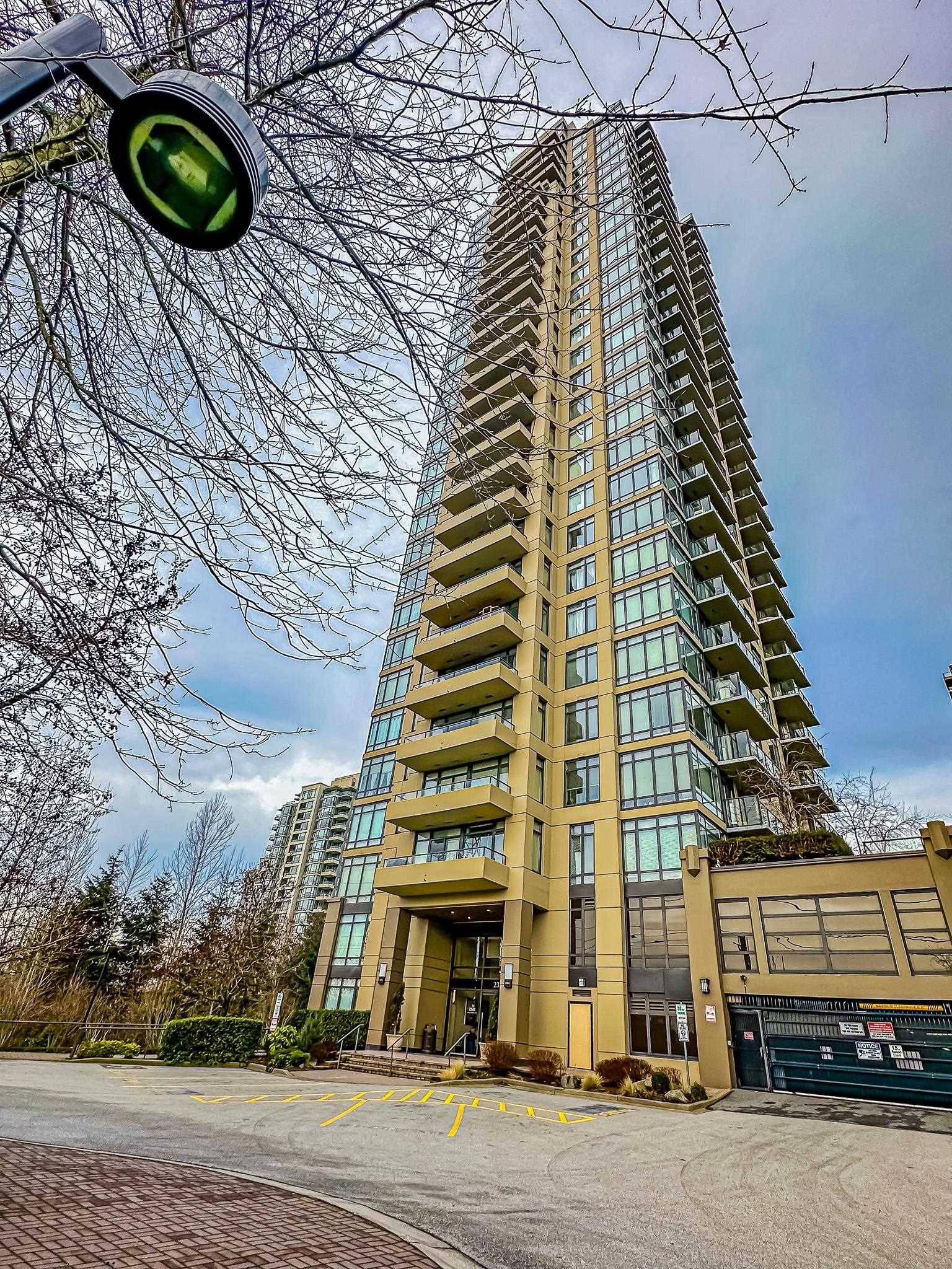 Burnaby, BC V5C 0B4,2345 MADISON AVE #2101