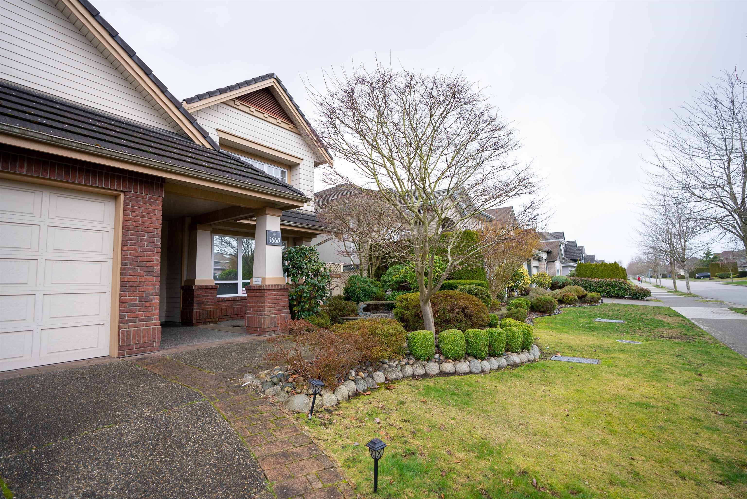 Richmond, BC V7C 5R6,3660 SEMLIN DR